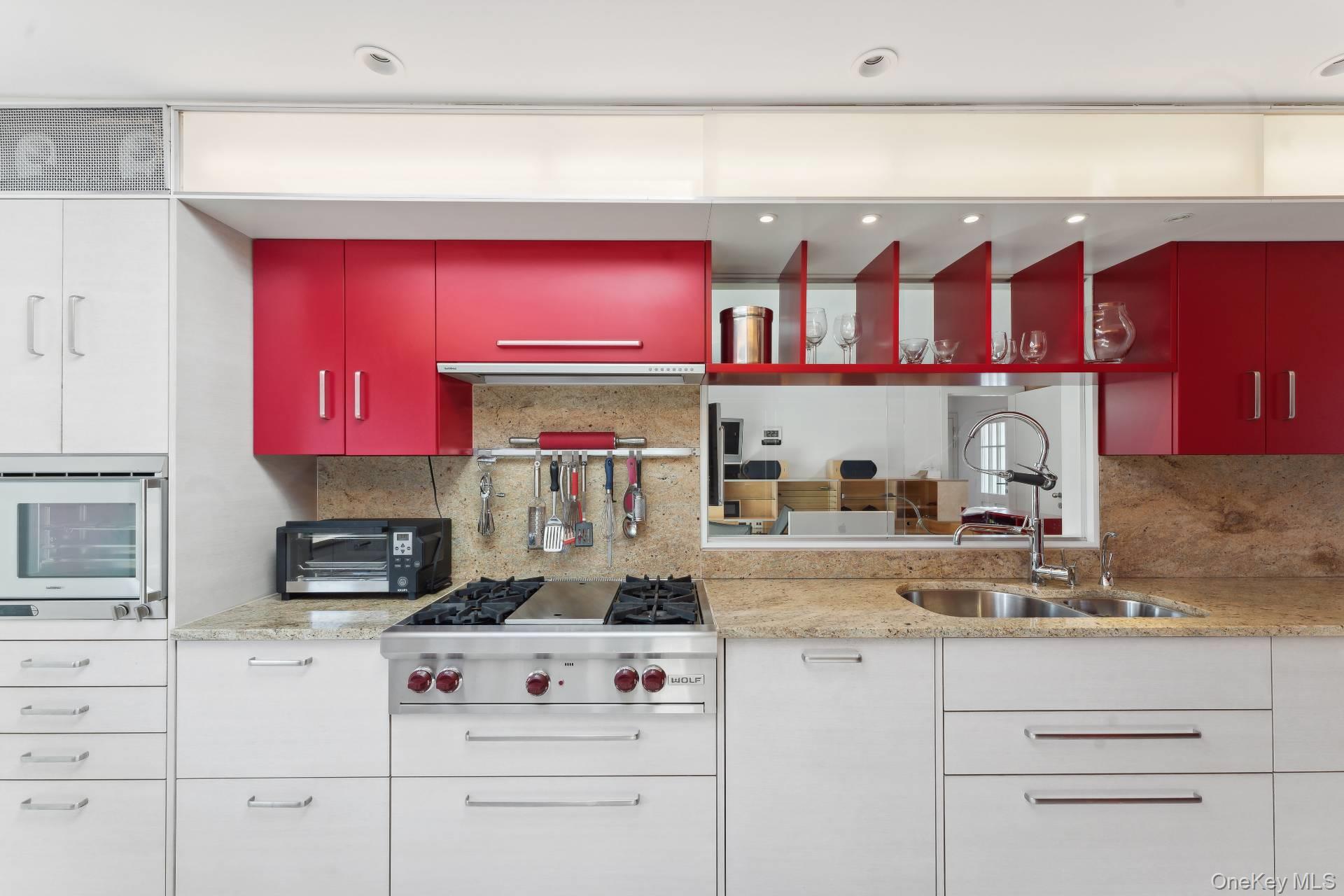 62 Bayfield Lane, Westhampton Beach, NY 11978