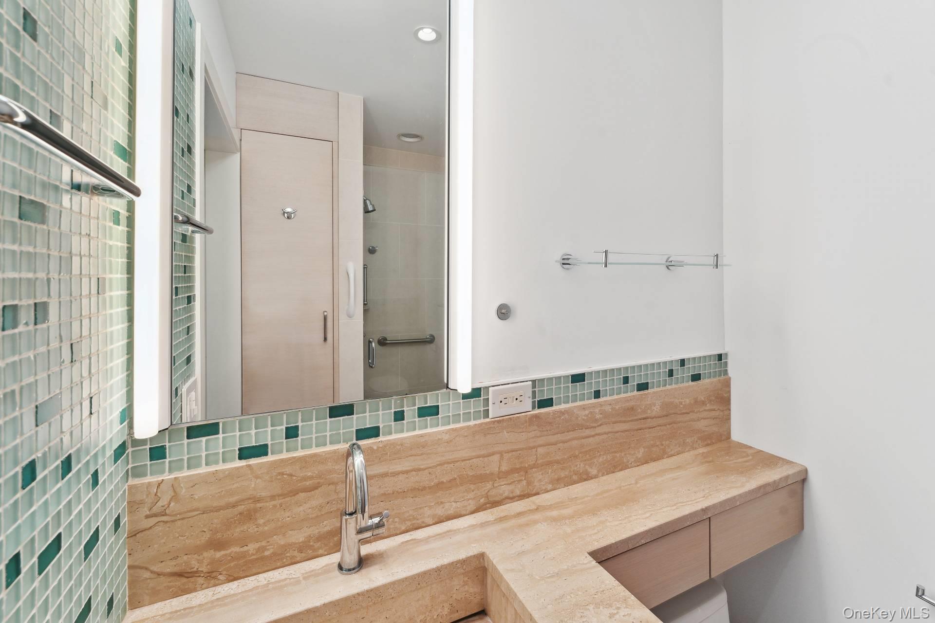 62 Bayfield Lane, Westhampton Beach, NY 11978