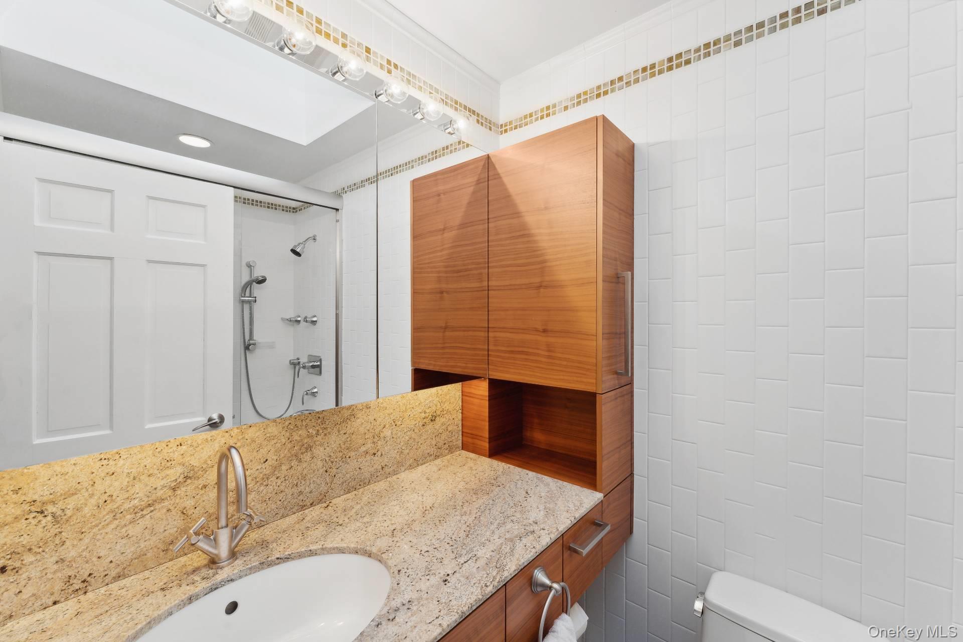 62 Bayfield Lane, Westhampton Beach, NY 11978