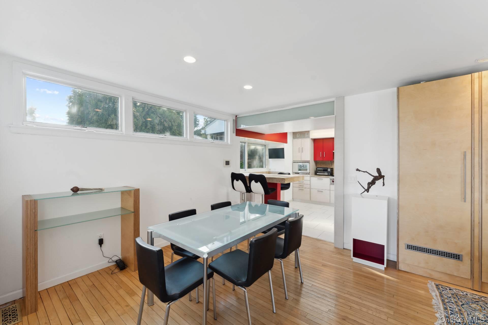 62 Bayfield Lane, Westhampton Beach, NY 11978