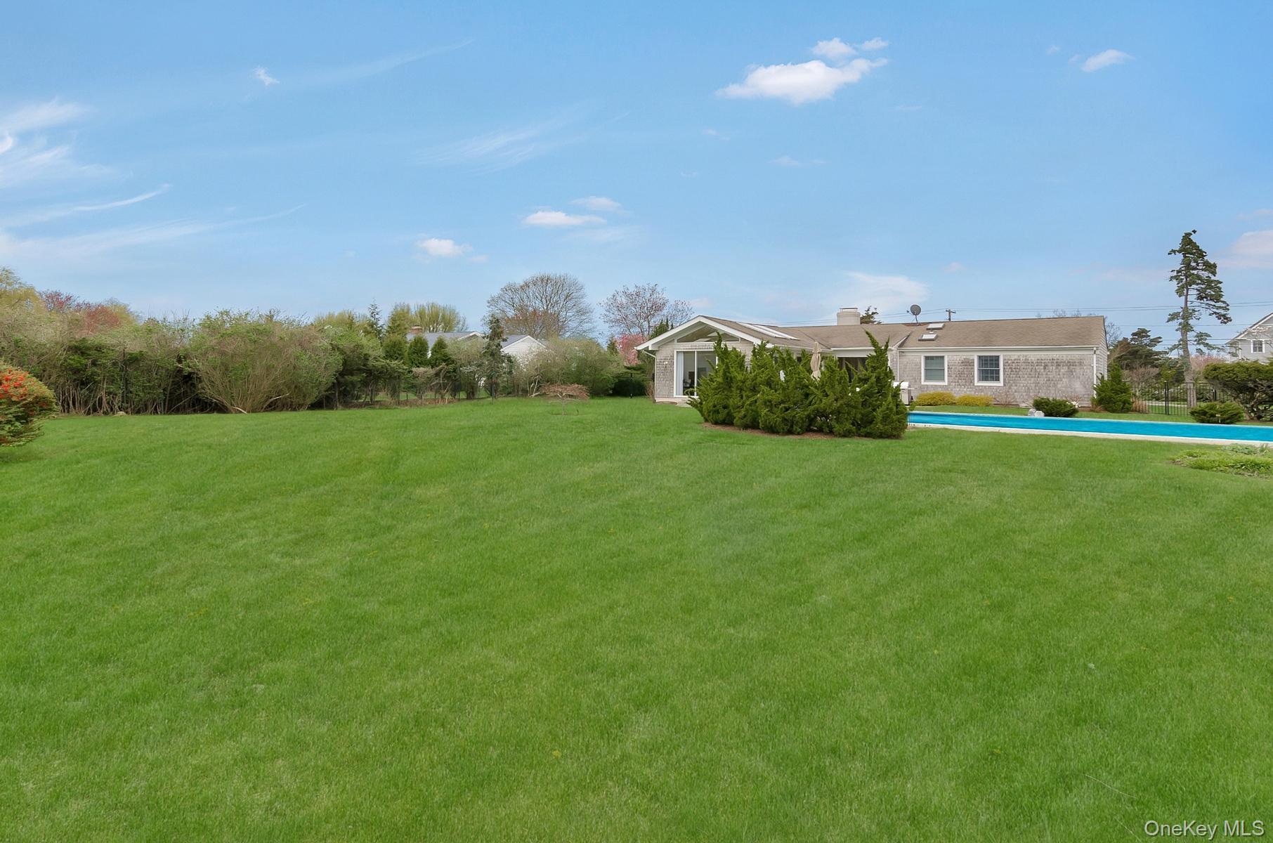 62 Bayfield Lane, Westhampton Beach, NY 11978