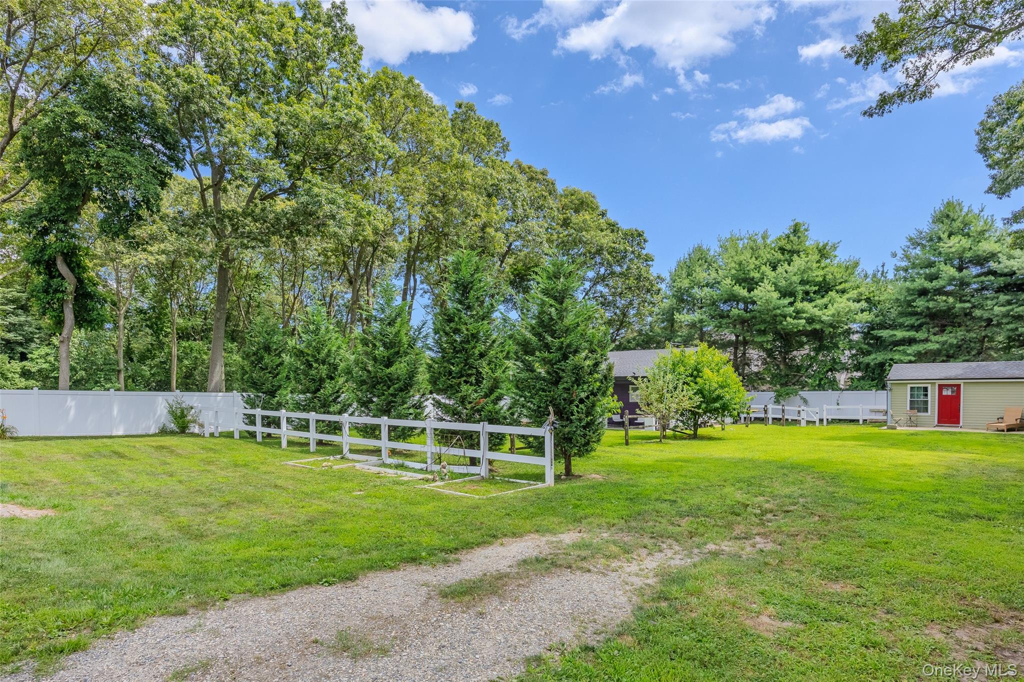 1484 Motor Parkway, Hauppauge, NY 11749