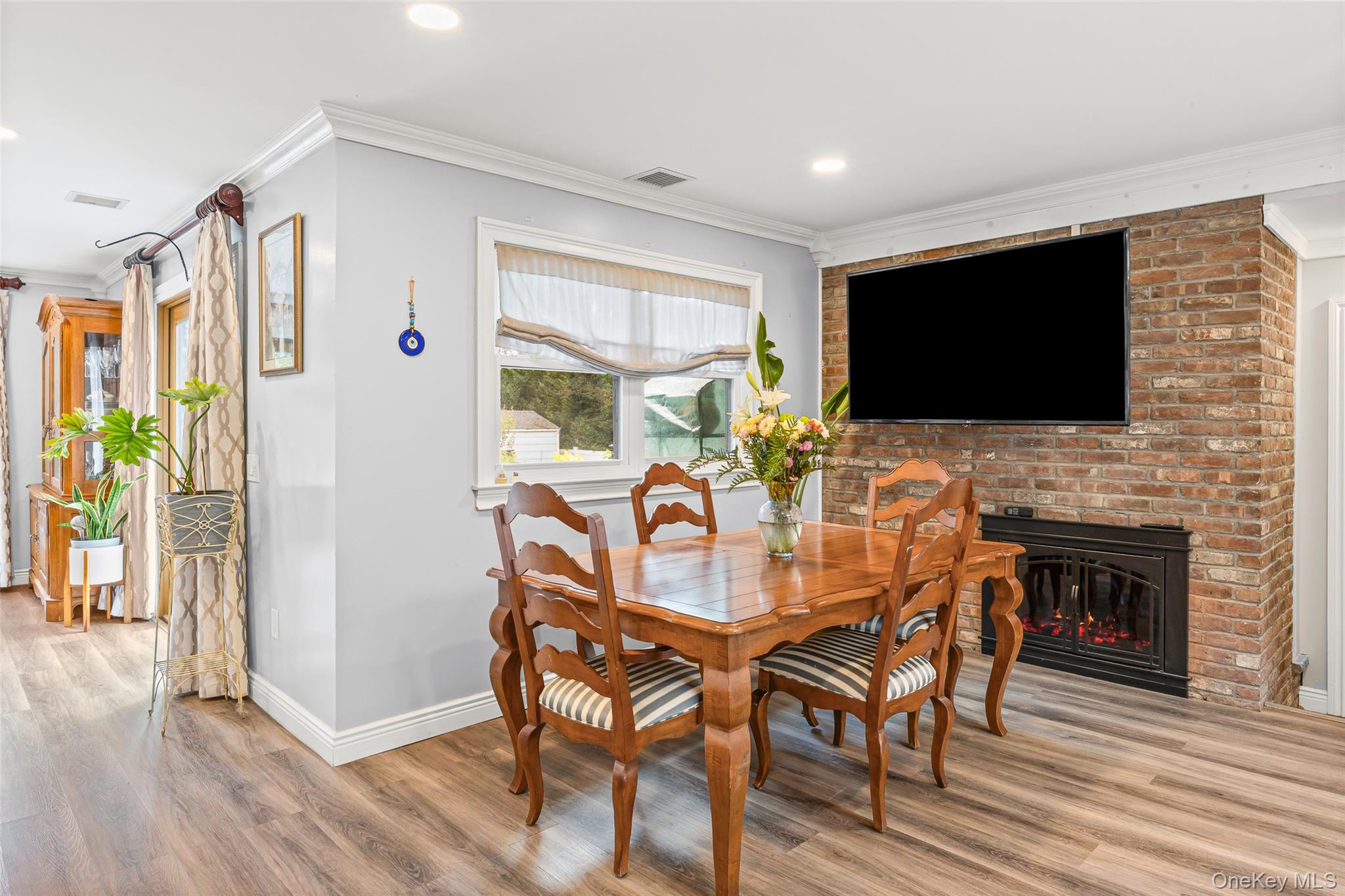 1484 Motor Parkway, Hauppauge, NY 11749