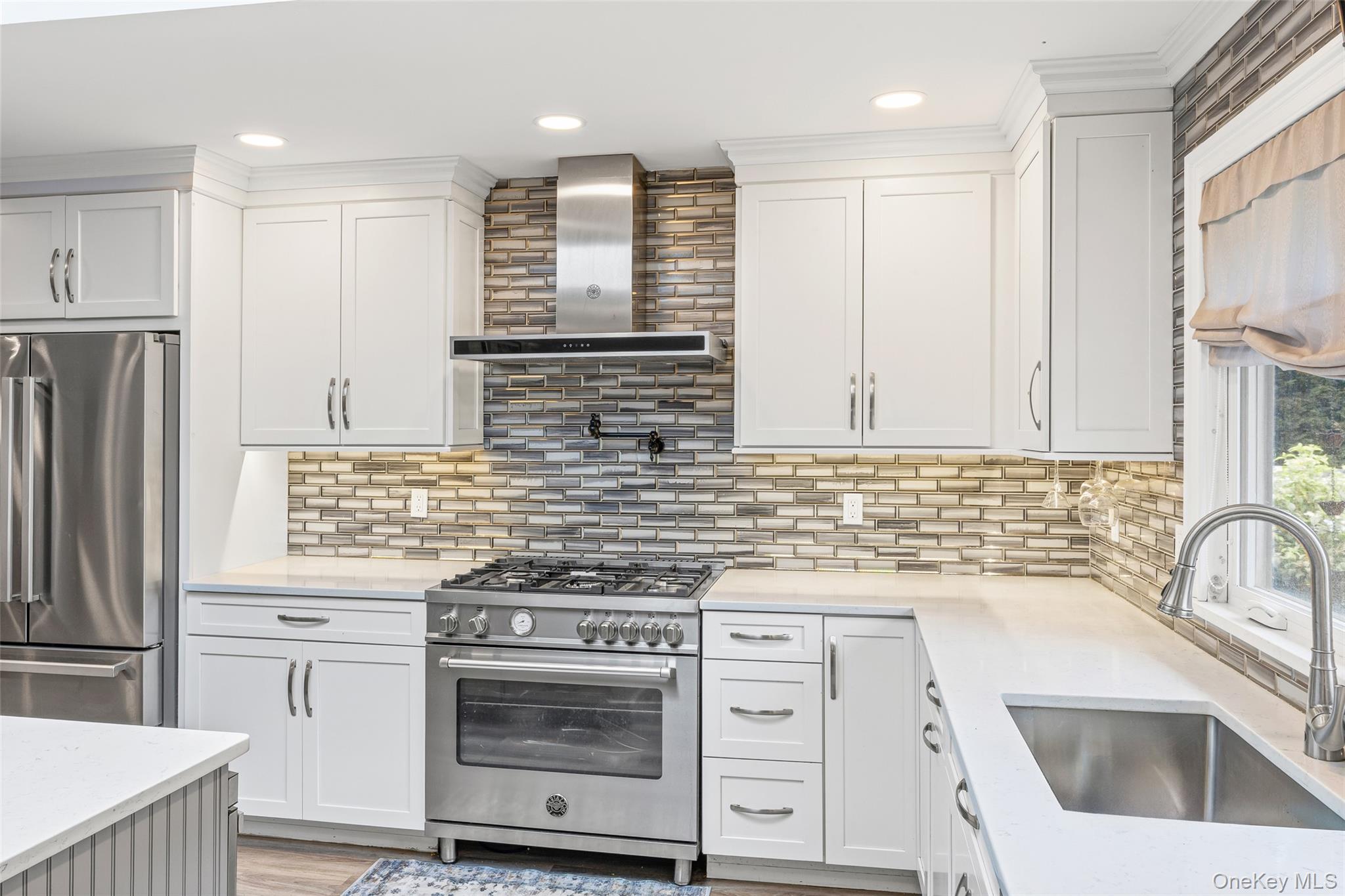 1484 Motor Parkway, Hauppauge, NY 11749