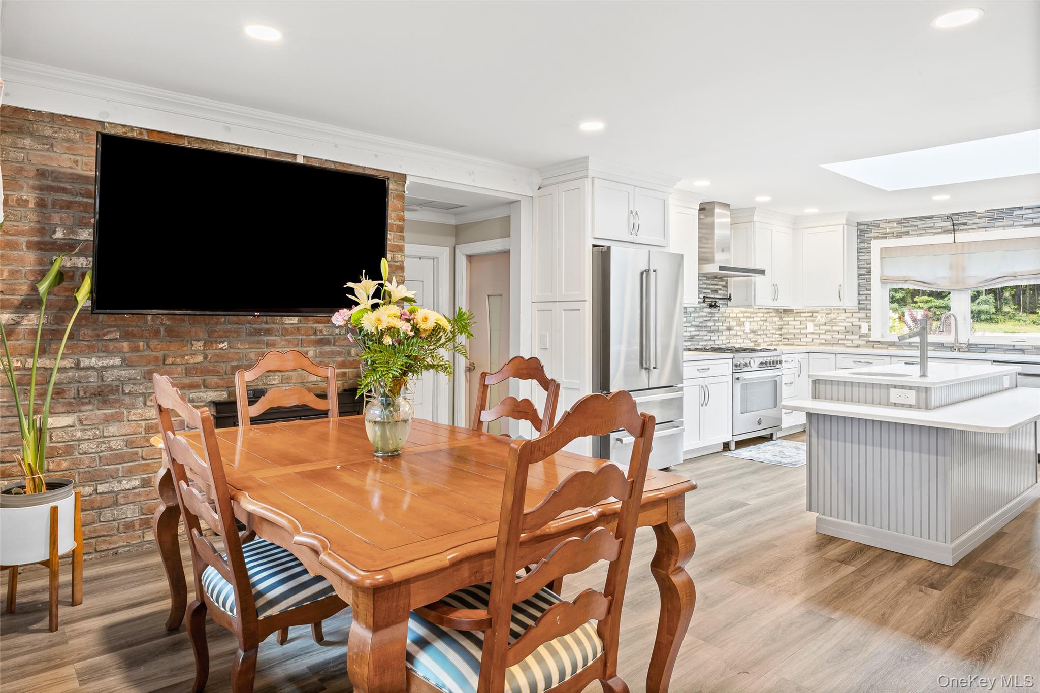 1484 Motor Parkway, Hauppauge, NY 11749