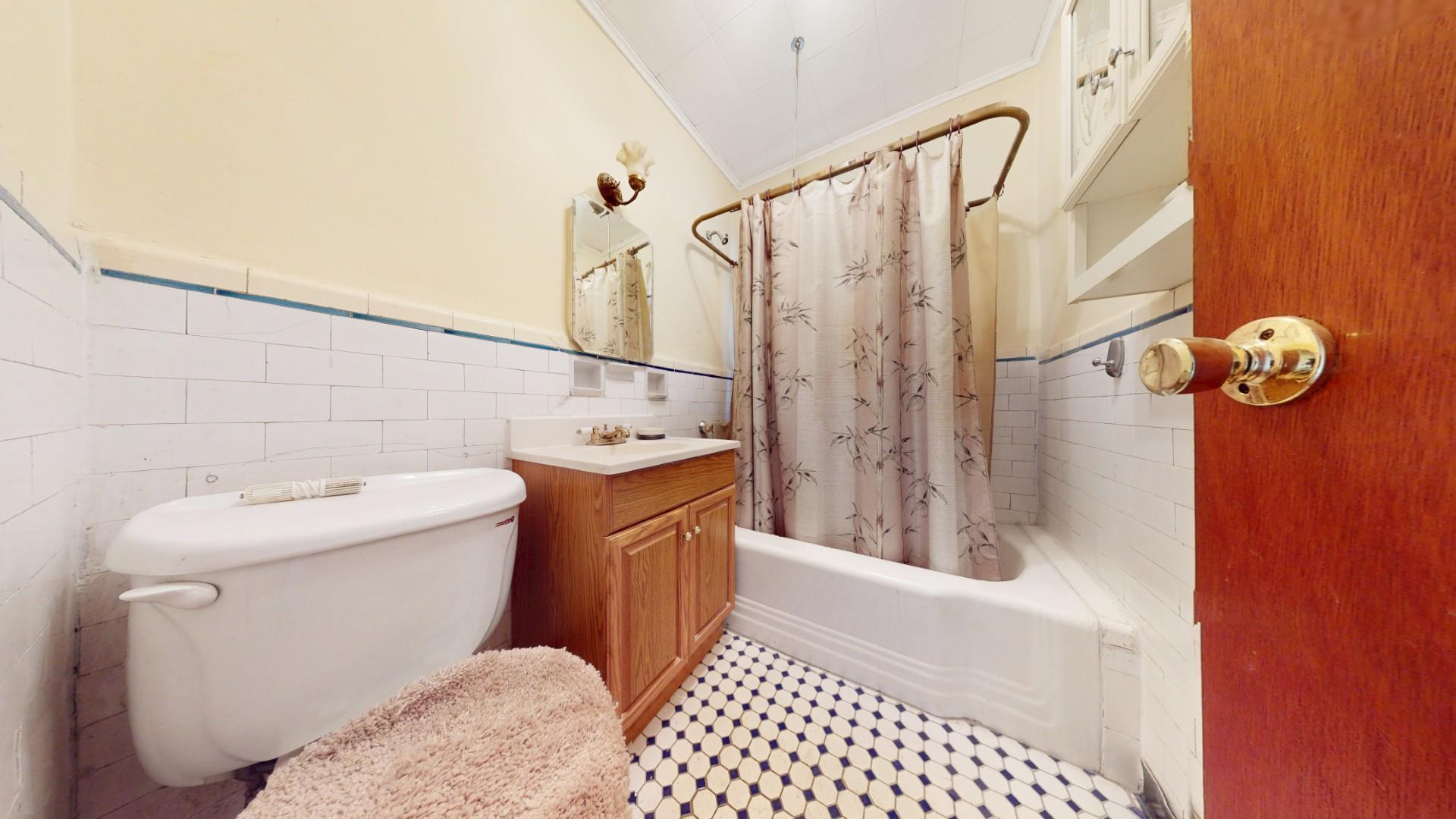 1491 E 32nd Street, Brooklyn, NY 11234