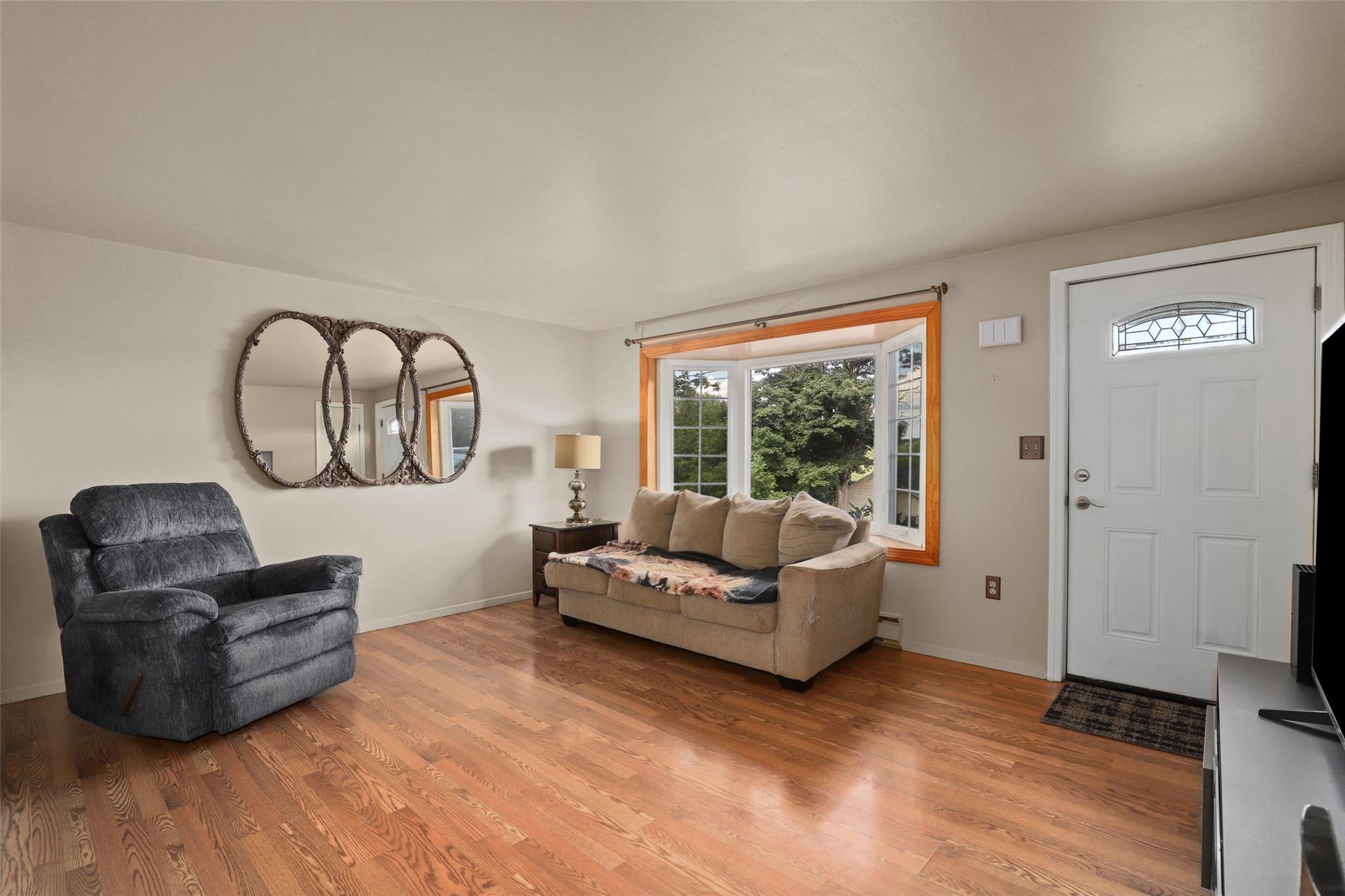 84 Entrance Way, Mahopac, NY 10541