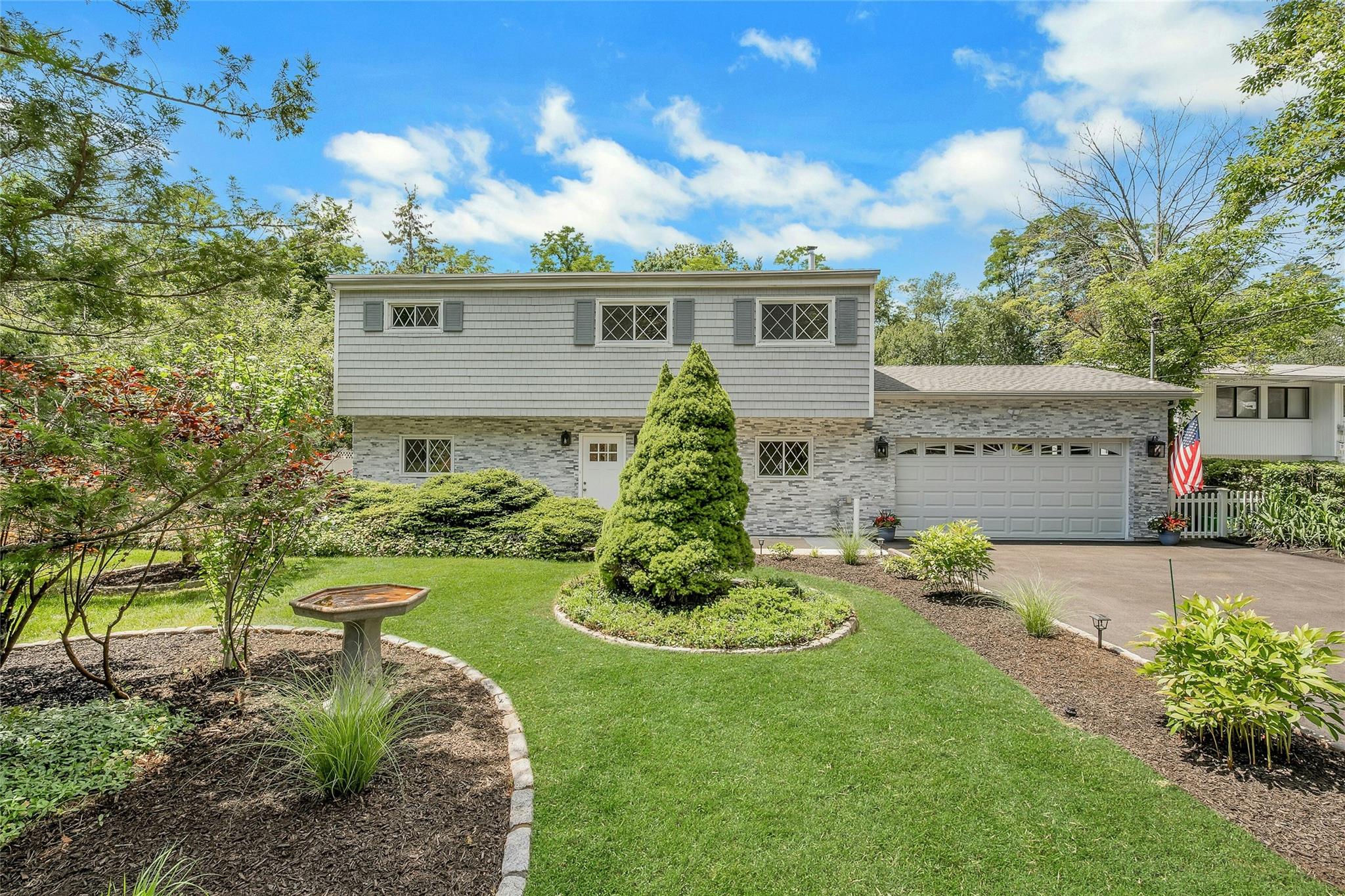 77 Greenwood Lane, White Plains, NY 10607