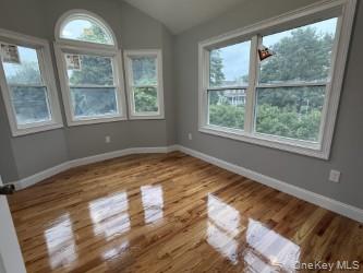 214 Forest Rd, Mastic Beach, NY 11951