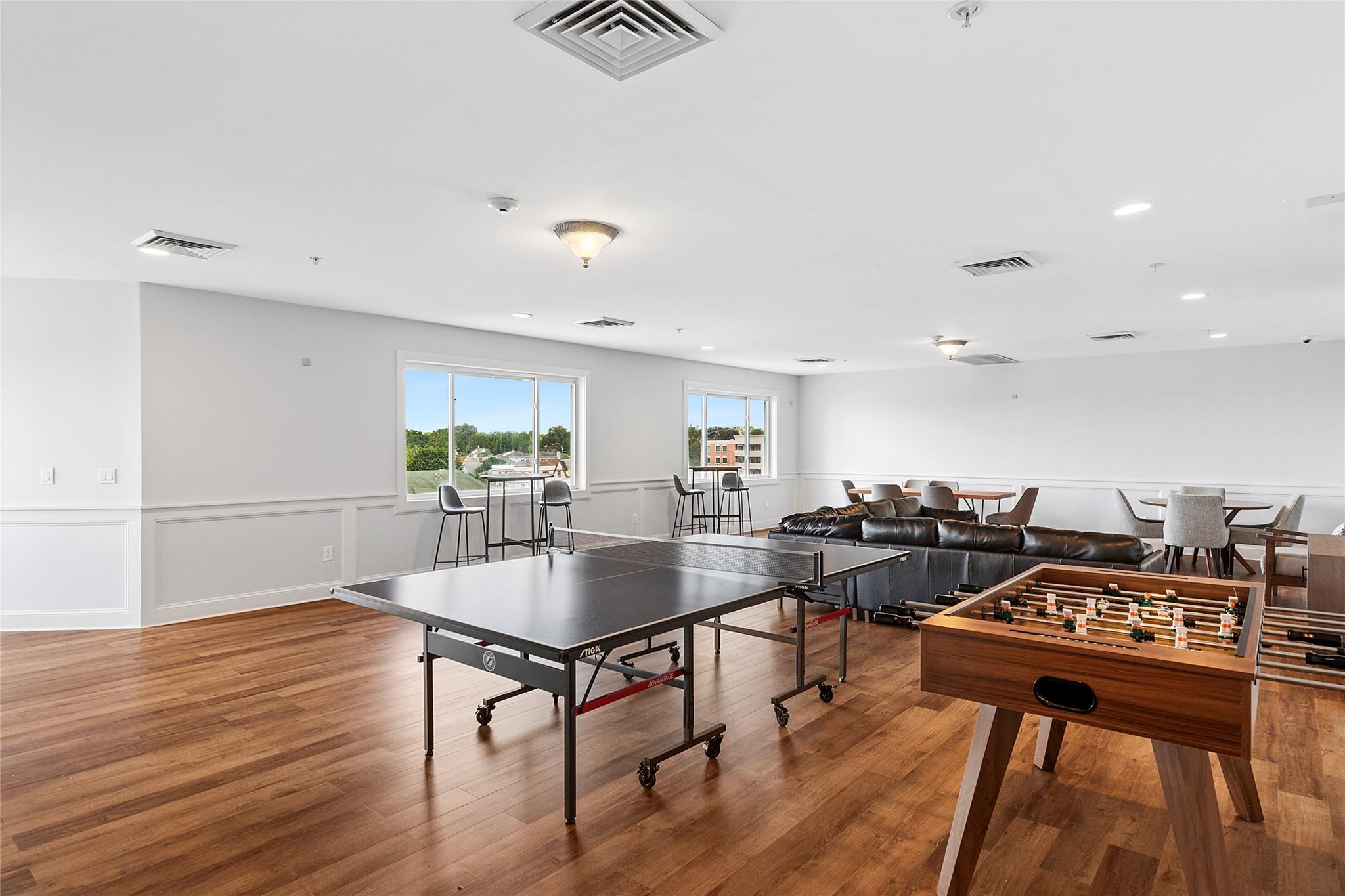 130 Post Avenue # 316, Westbury, NY 11590