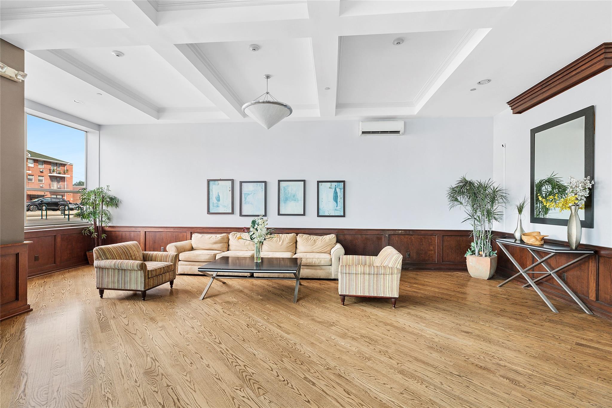 130 Post Avenue # 316, Westbury, NY 11590