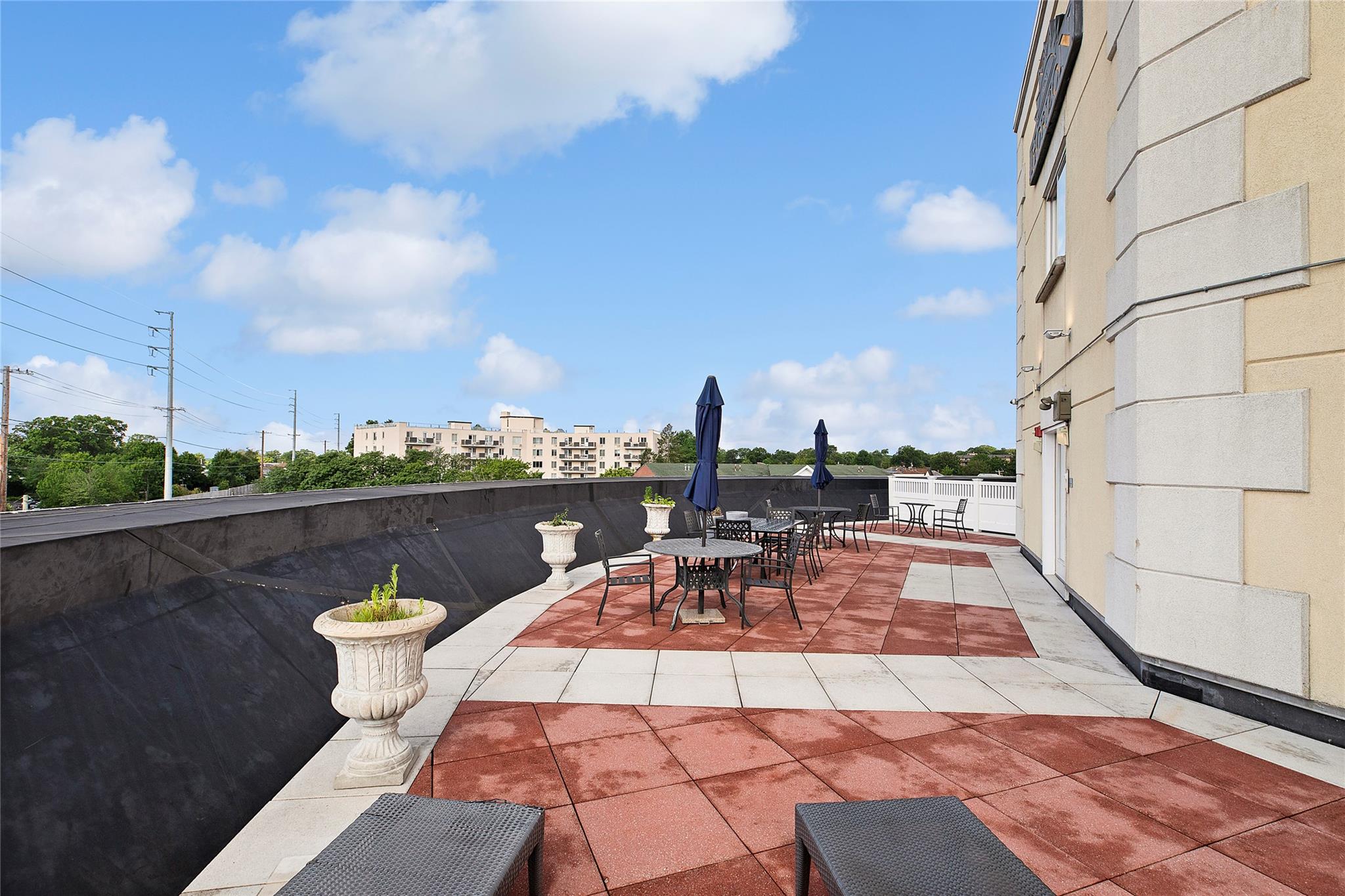 130 Post Avenue # 316, Westbury, NY 11590