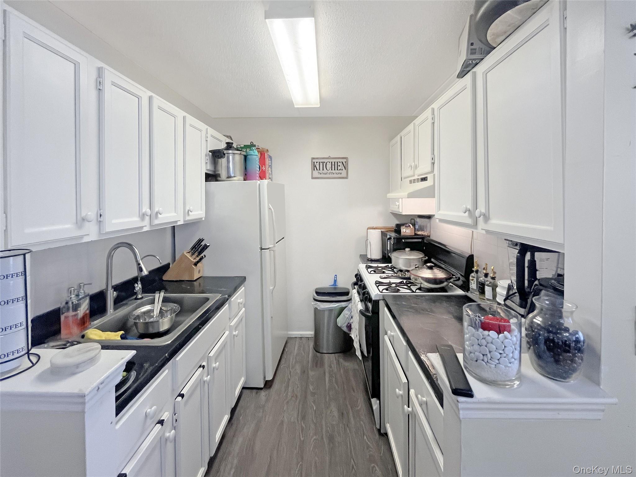 810 Courtlandt Avenue, Bronx, NY 10451