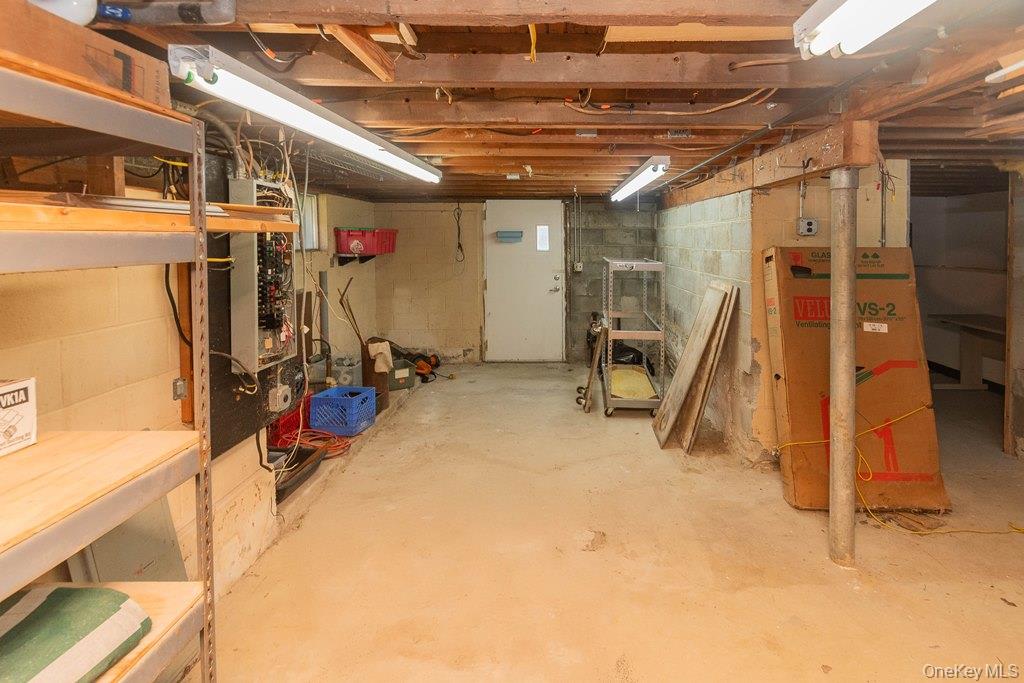 7 Harrimac Lane, Putnam Valley, NY 10579