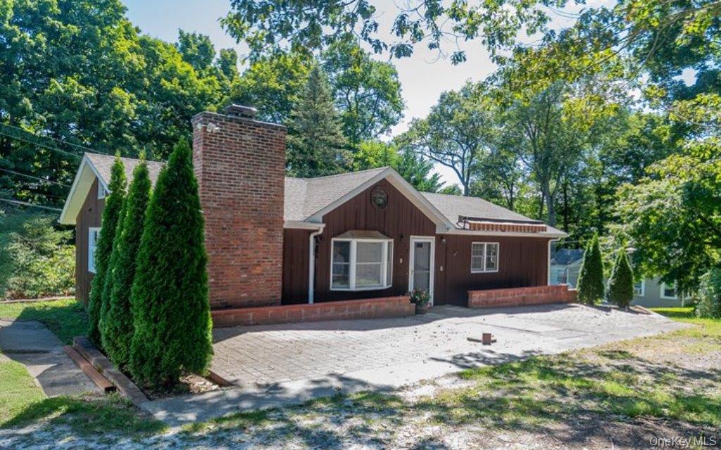 7 Harrimac Lane, Putnam Valley, NY 10579