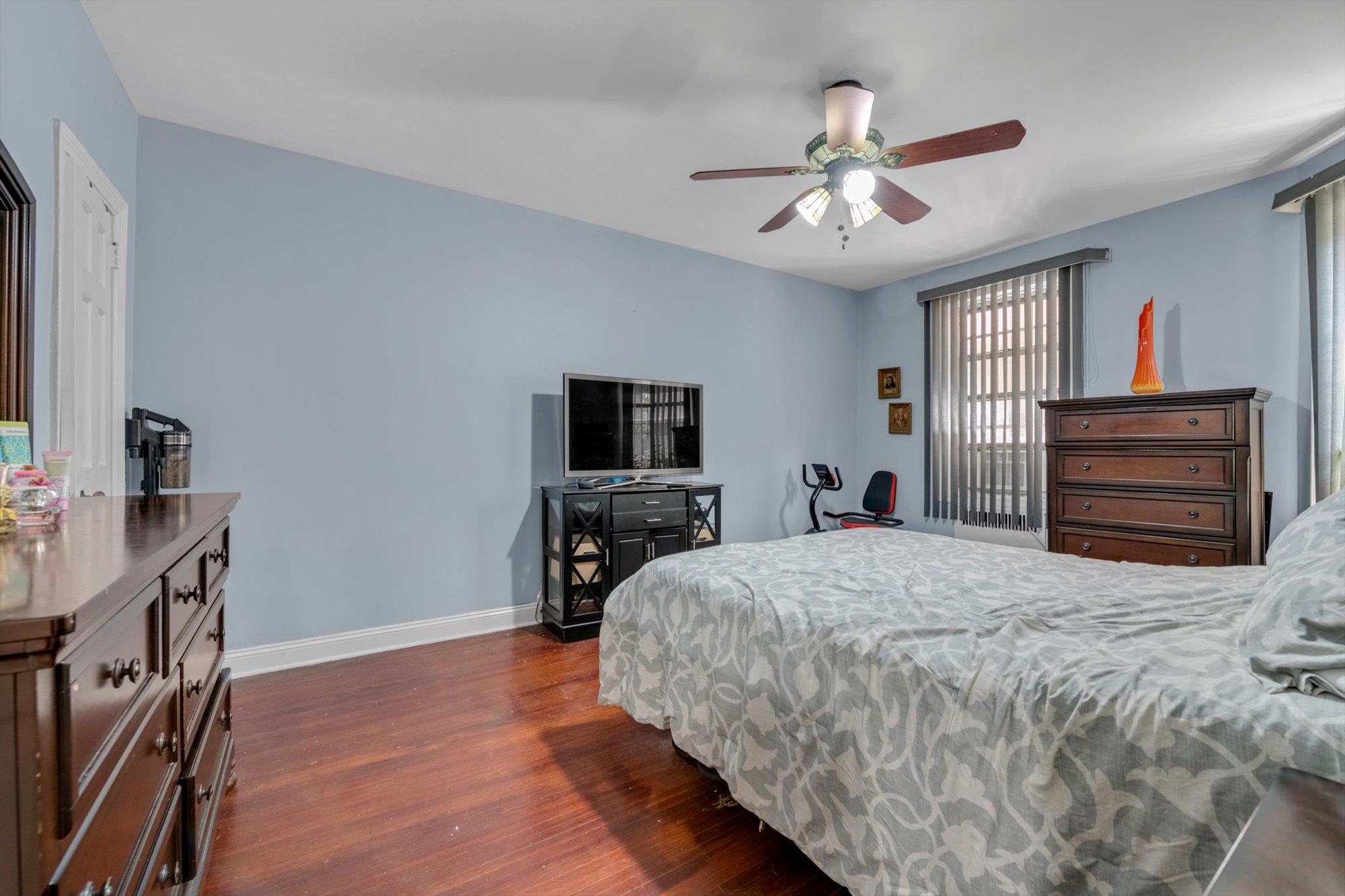 117-01 Park Lane South # B2L, Kew Gardens, NY 11415