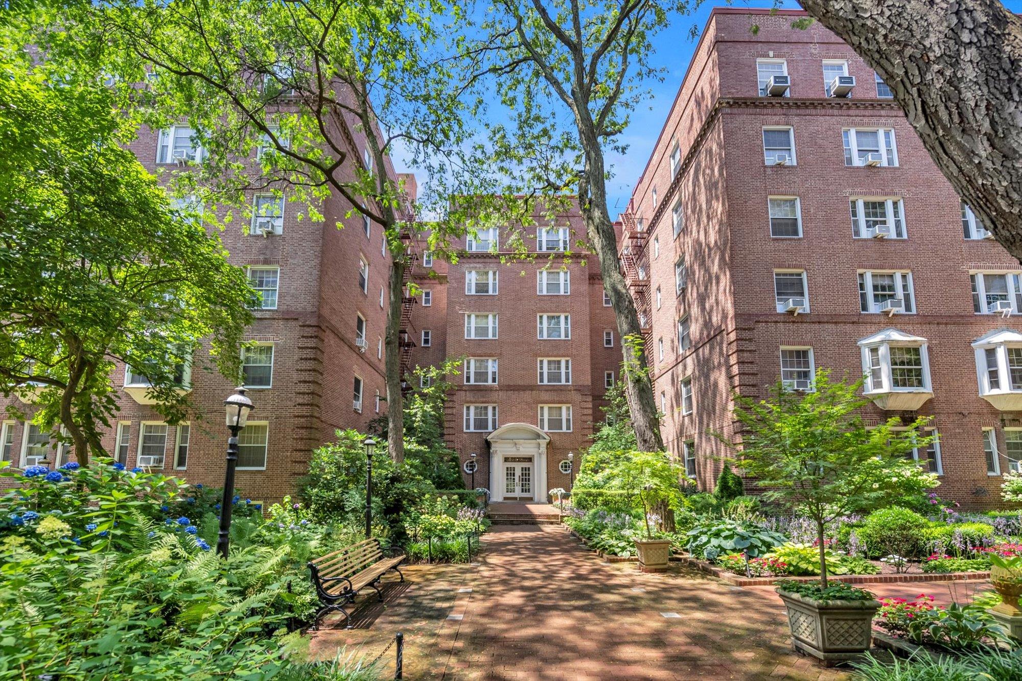 117-01 Park Lane South # B2L, Kew Gardens, NY 11415