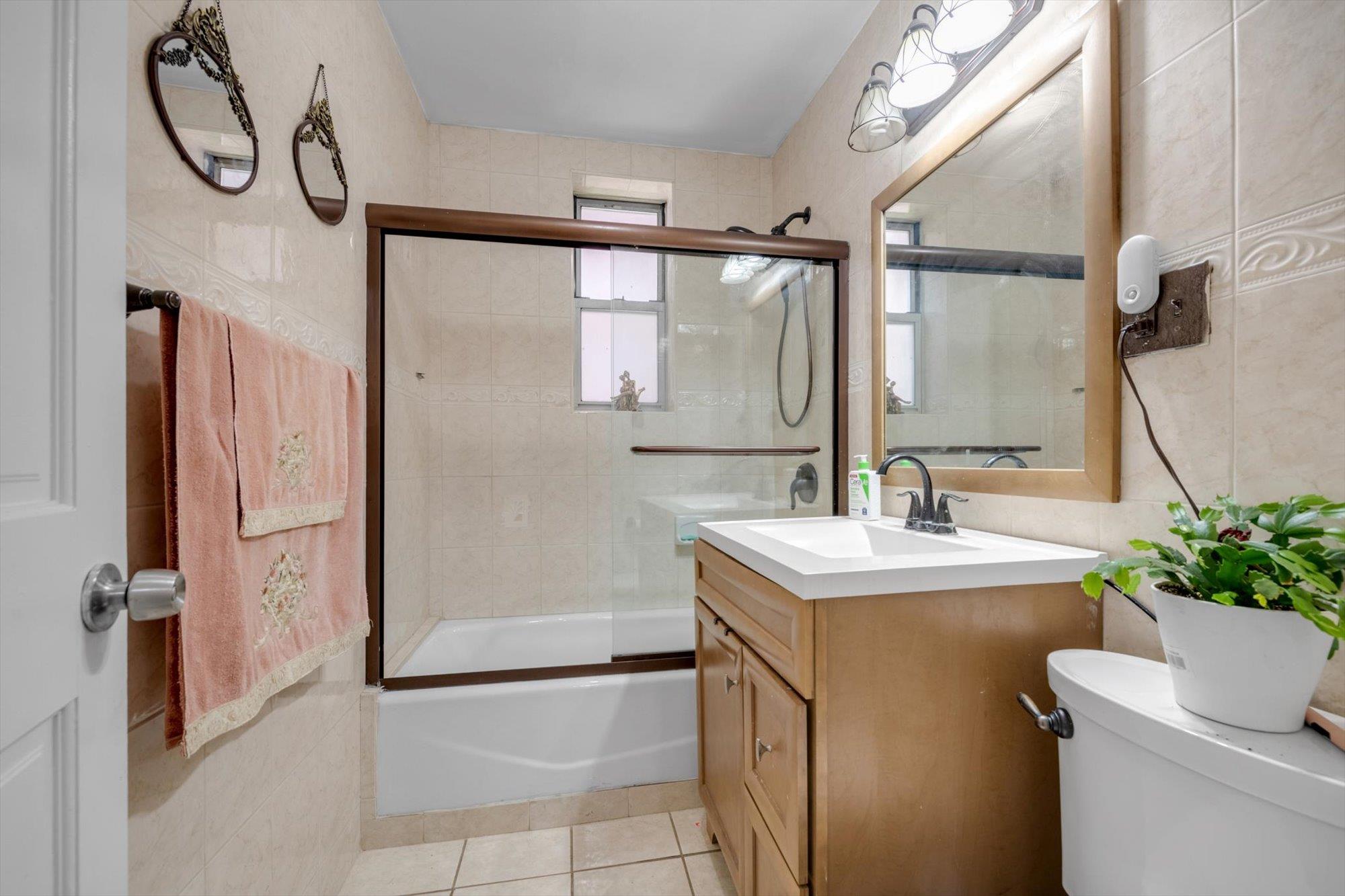 117-01 Park Lane South # B2L, Kew Gardens, NY 11415