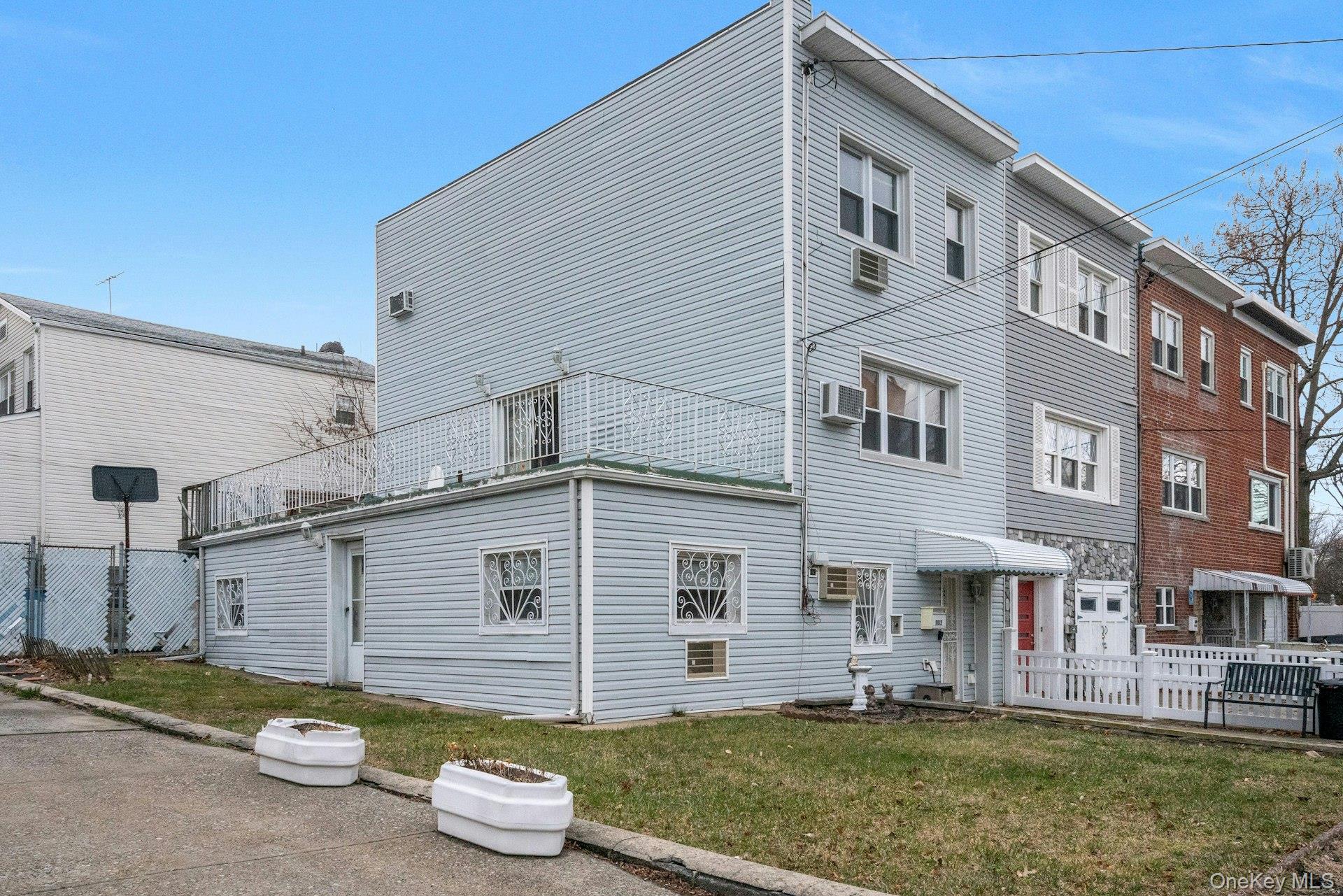 1103 Stadium Avenue, Bronx, NY 10465