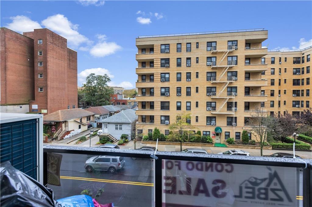 15 W End Avenue # 3F, Brooklyn, NY 11235