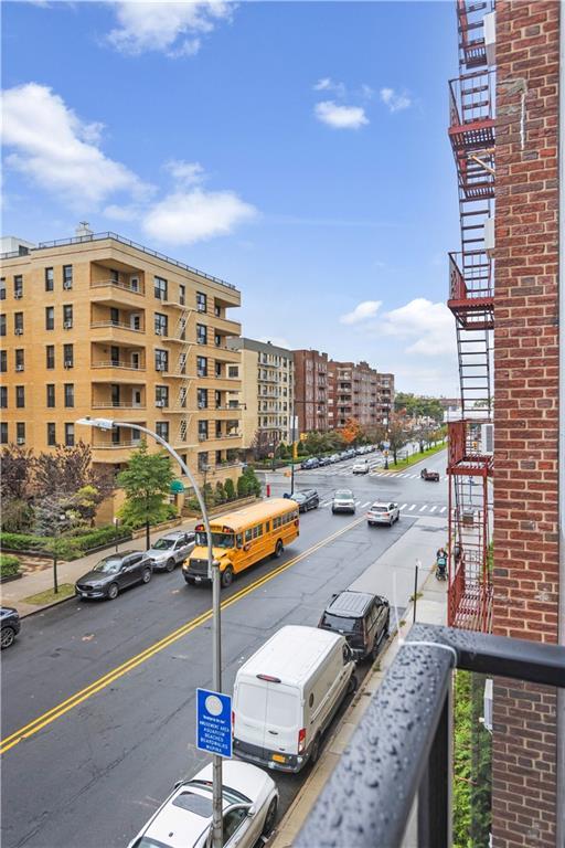 15 W End Avenue # 3F, Brooklyn, NY 11235