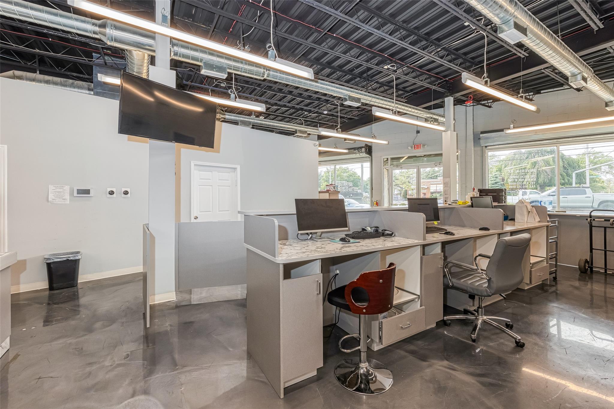 2002 Jericho Turnpike, New Hyde Park, NY 11040