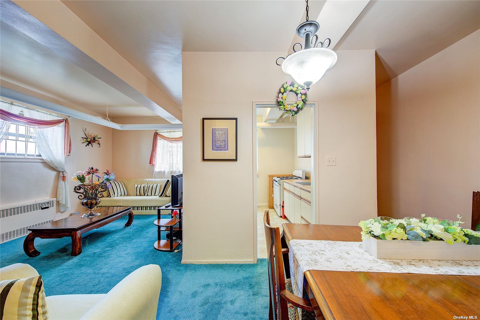 204-15 Foothill Avenue # B10, Hollis, NY 11423