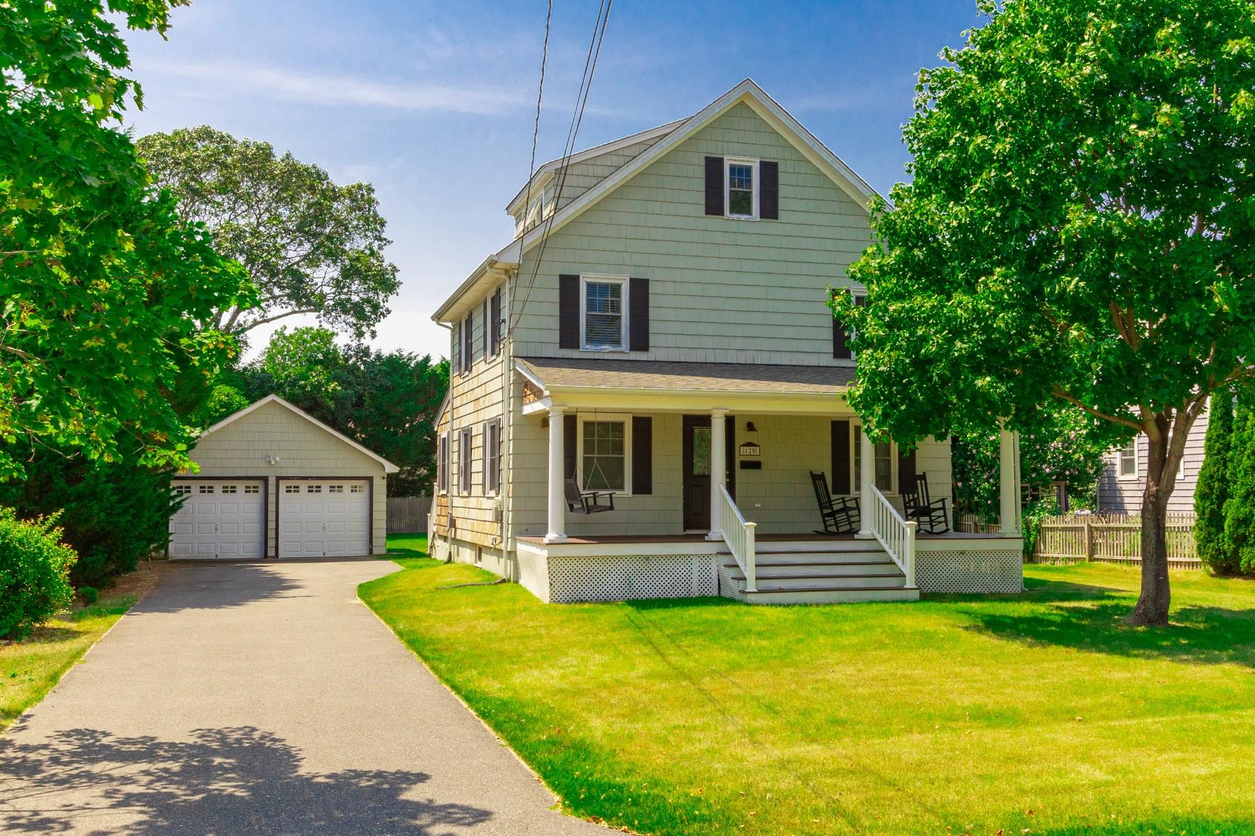 120 Church Avenue, Islip, NY 11751