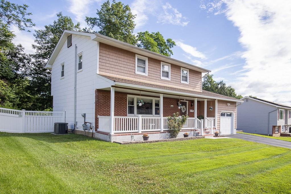 22 Rowan Drive, Garnerville, NY 10923