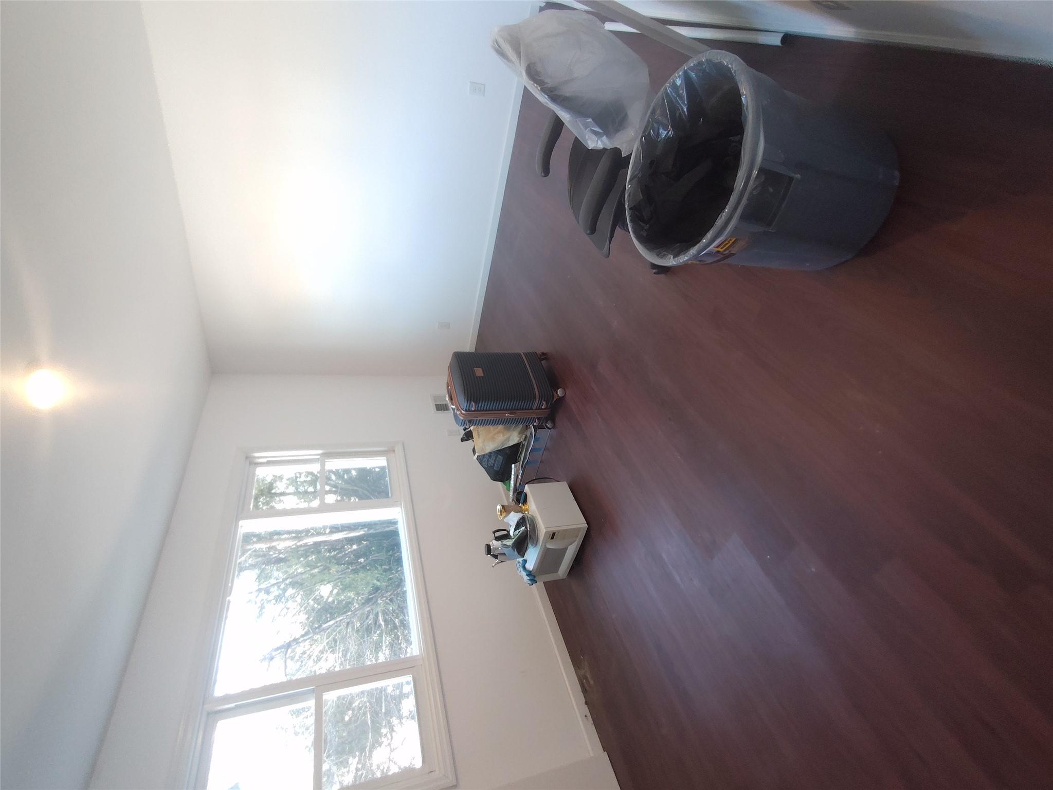 2167A Great Neck Road, Copiague, NY 11726