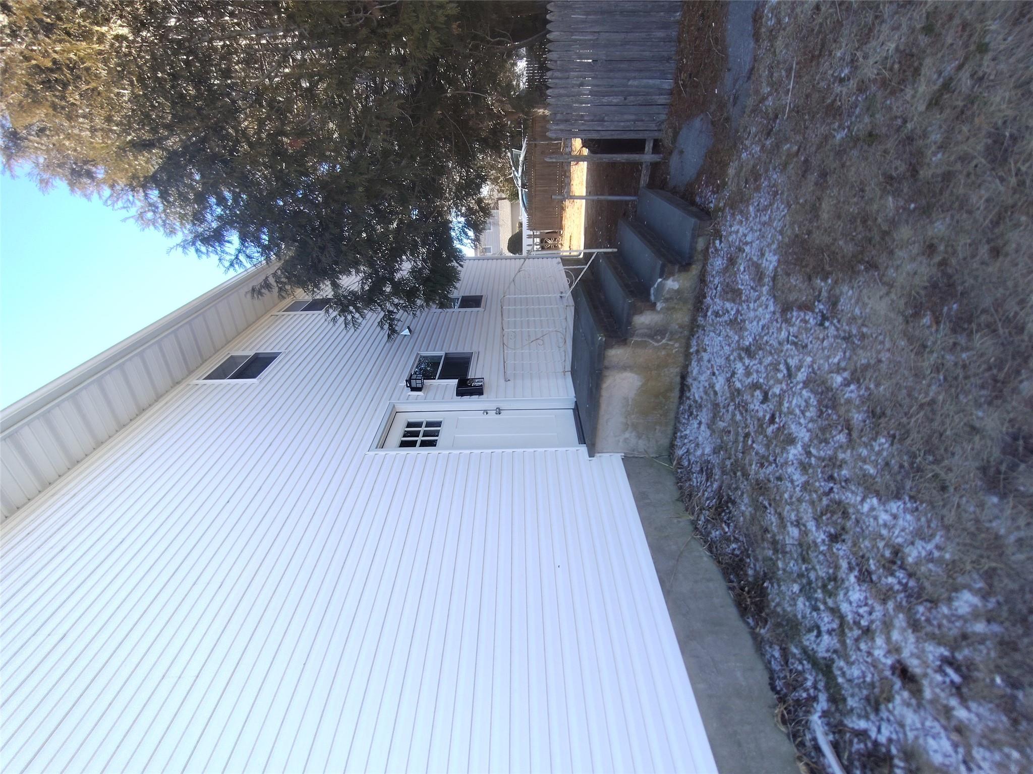 2167A Great Neck Road, Copiague, NY 11726