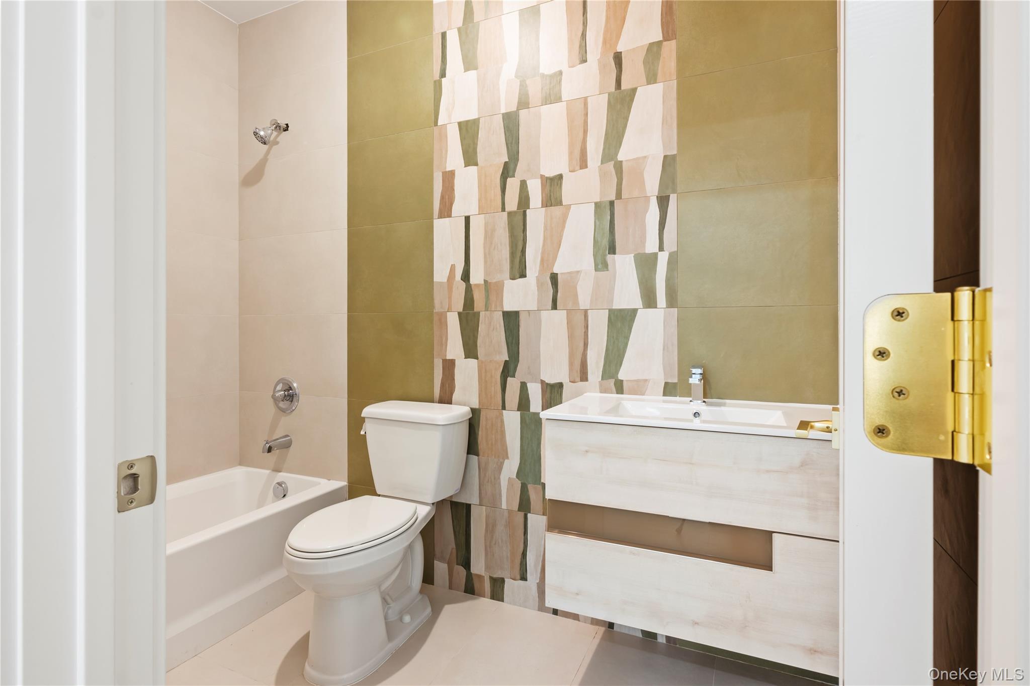 130 Union Road # 201, Spring Valley, NY 10977