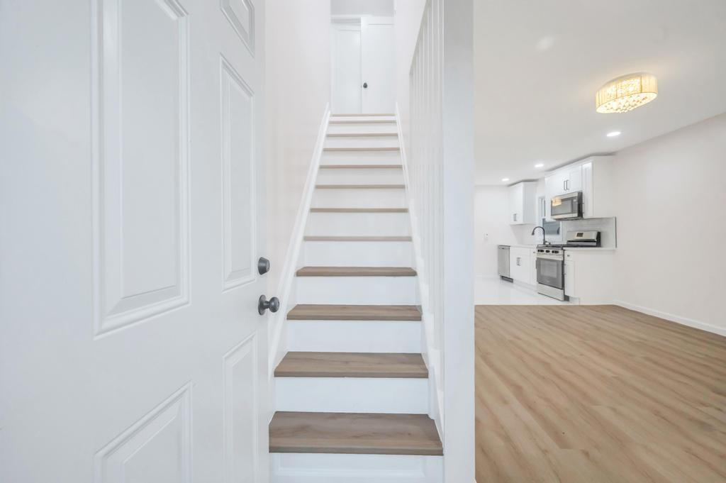 312 Abbington Court, Copiague, NY 11726