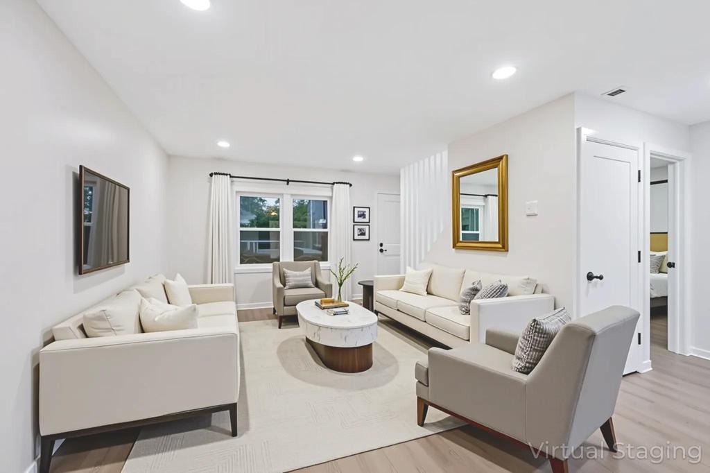 312 Abbington Court, Copiague, NY 11726