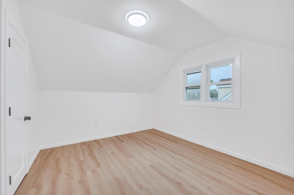 312 Abbington Court, Copiague, NY 11726