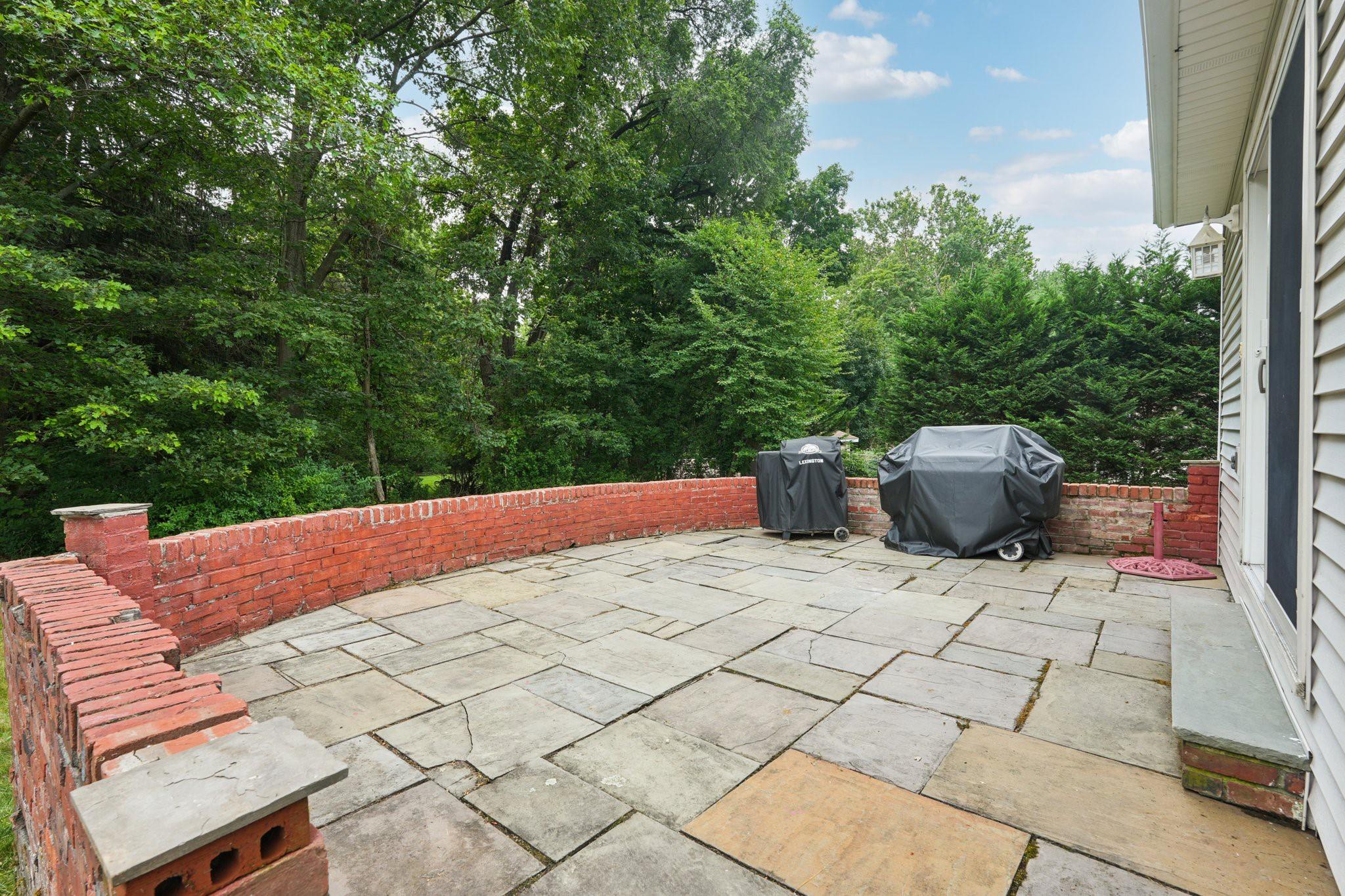 20 Clay Street, New City, NY 10956