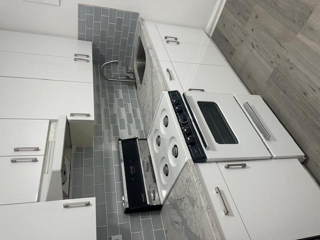 105-25 67th Road # 4D, Forest Hills, NY 11375