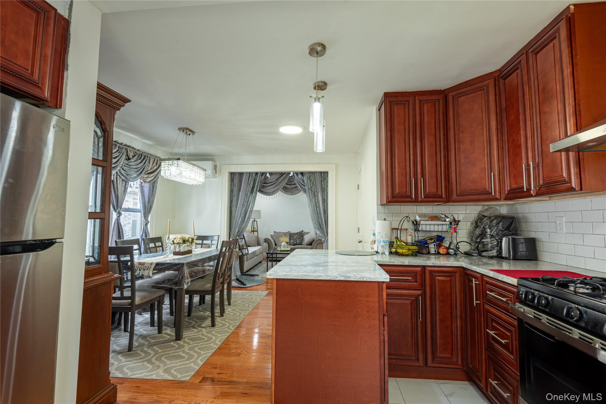 217-27 99 Avenue, Queens Village, NY 11429