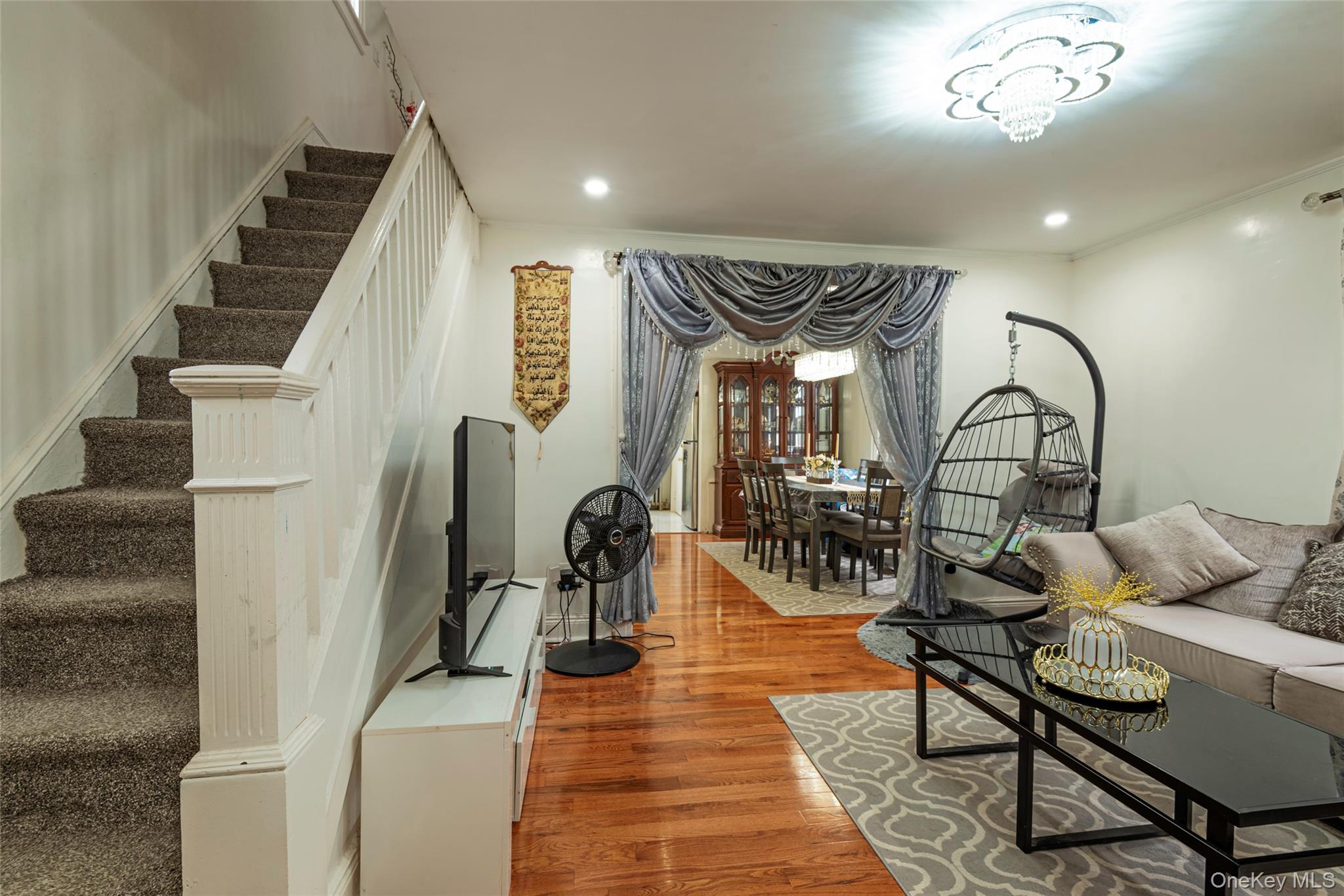 217-27 99 Avenue, Queens Village, NY 11429