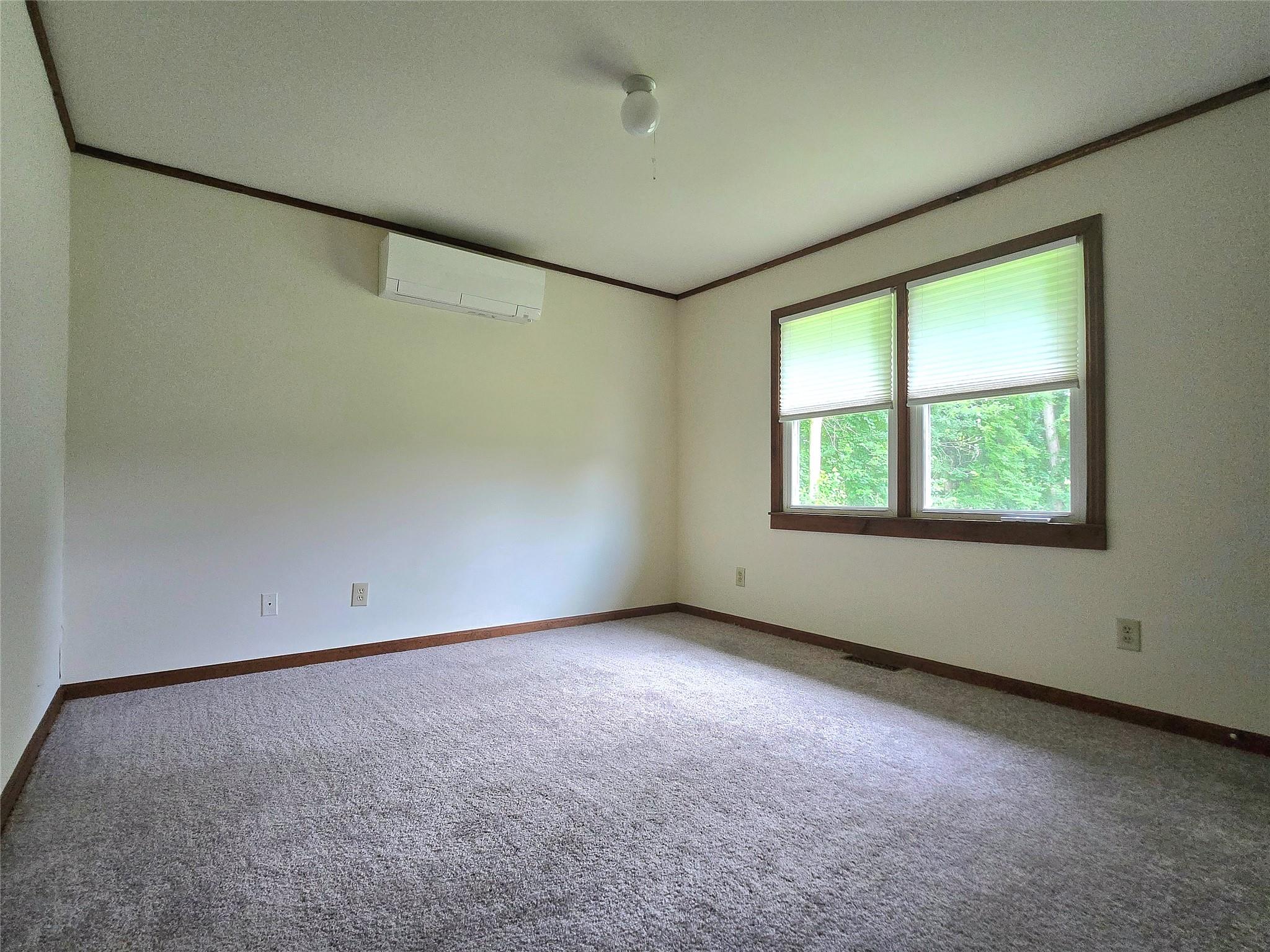 10 Aspinwall Road, Red Hook, NY 12571