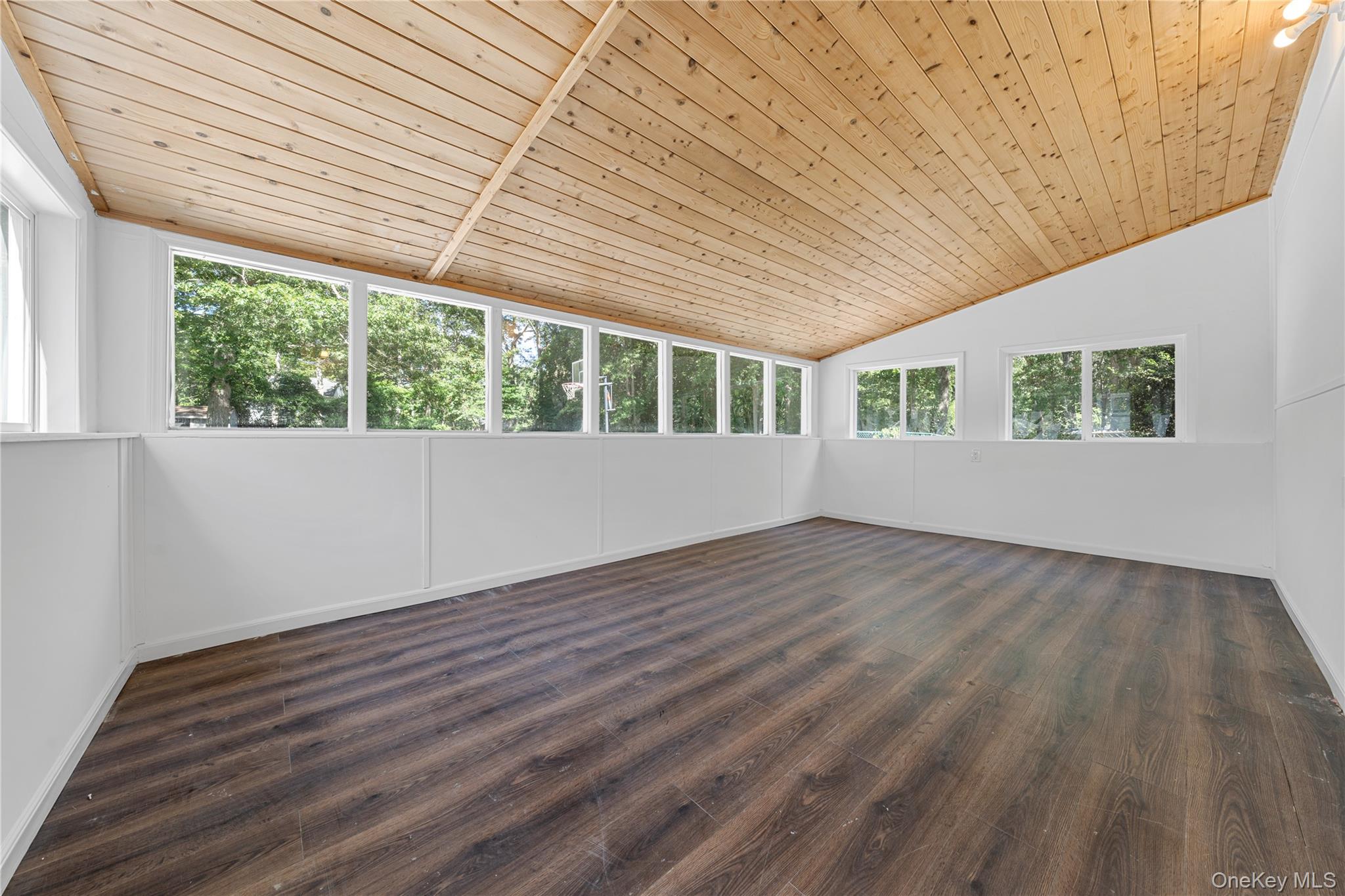 188 W End Avenue, Shirley, NY 11967