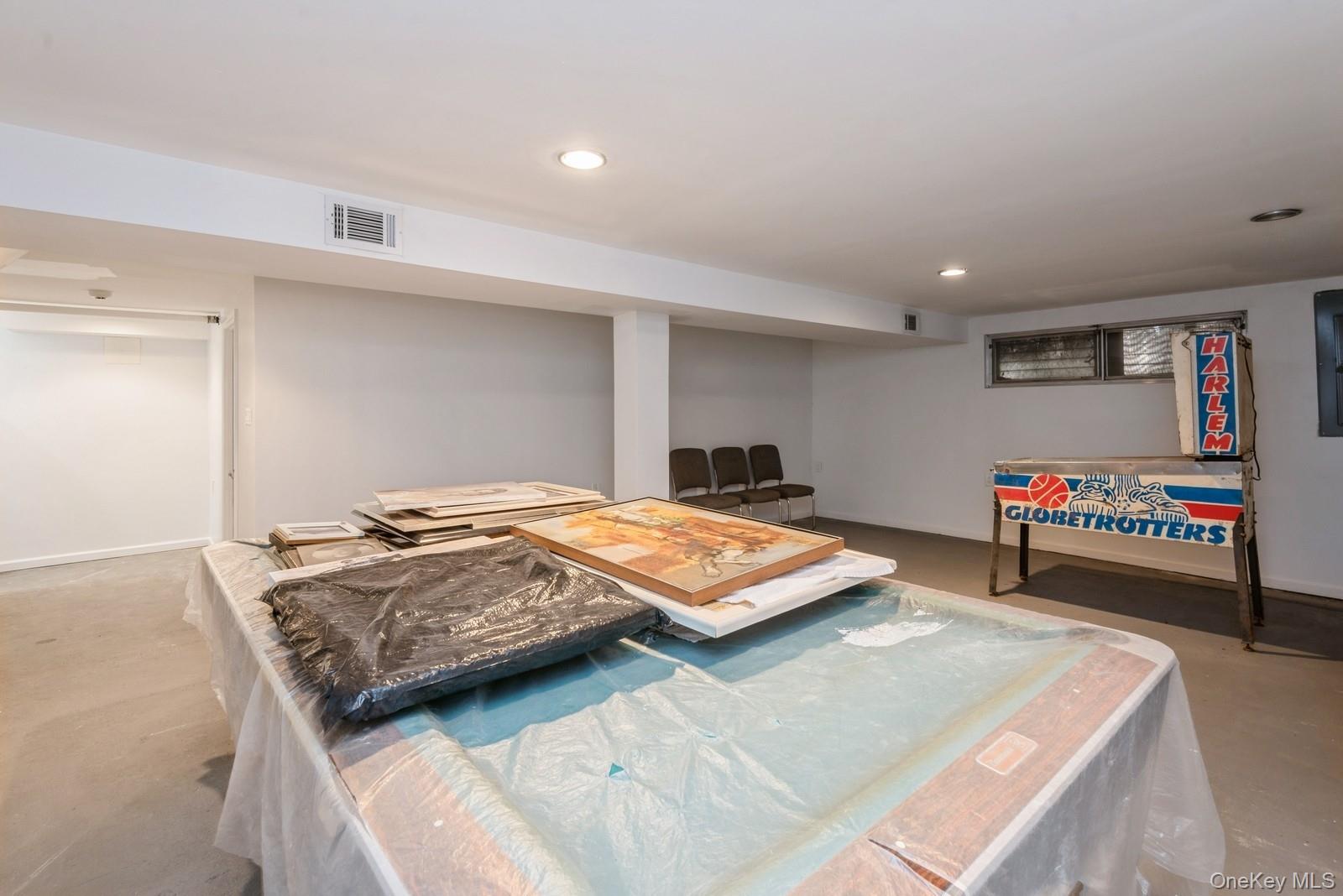 511 Redwood Drive, Cedarhurst, NY 11516