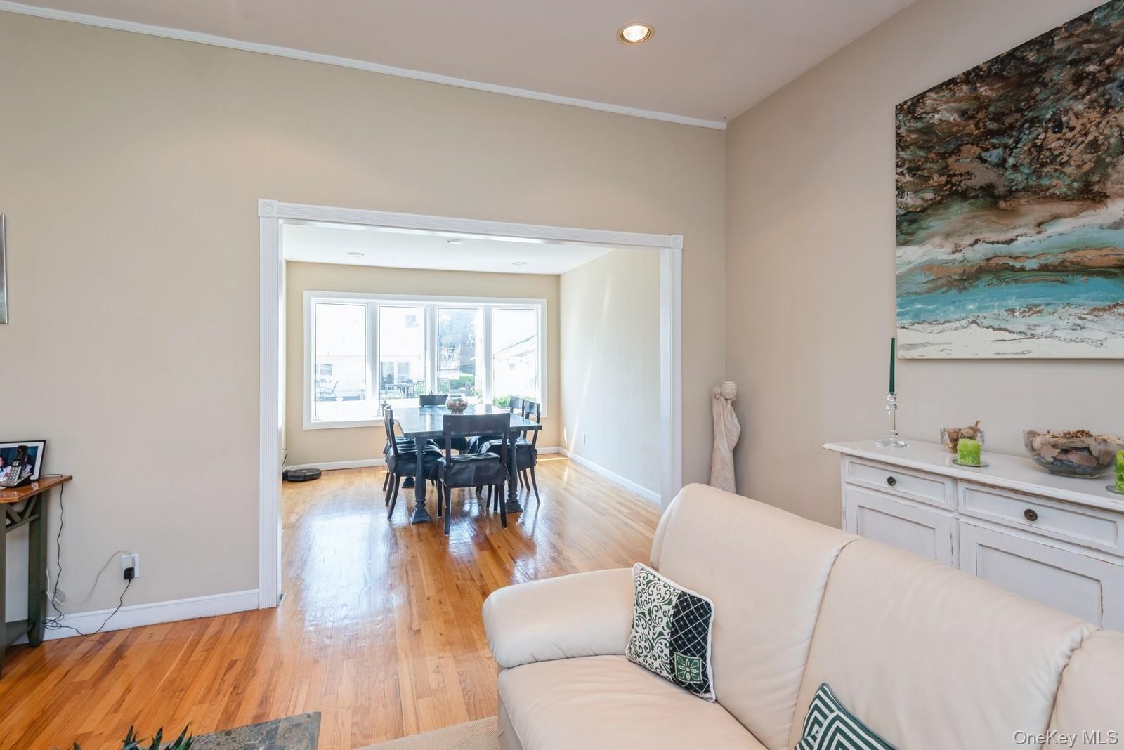 511 Redwood Drive, Cedarhurst, NY 11516