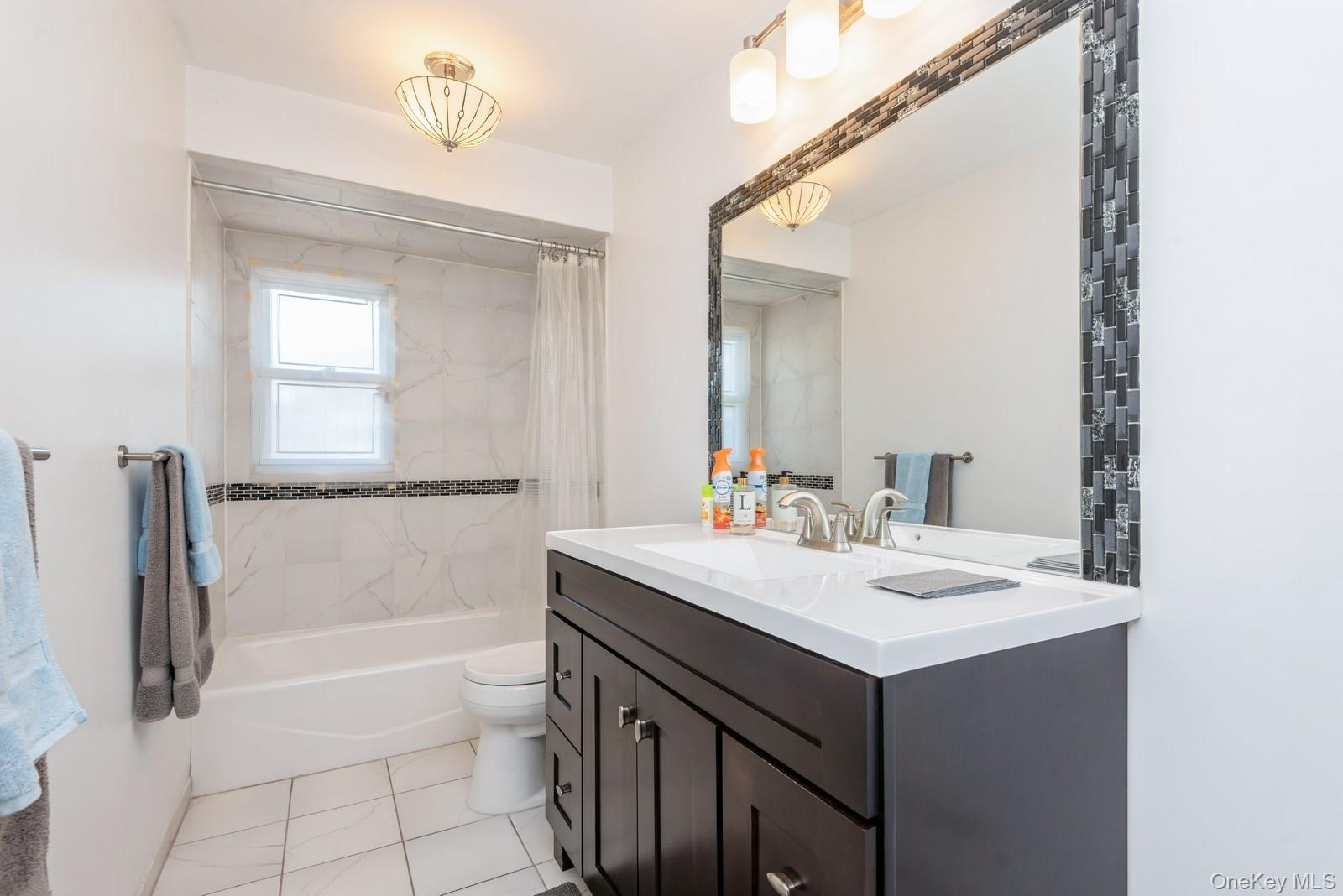 511 Redwood Drive, Cedarhurst, NY 11516