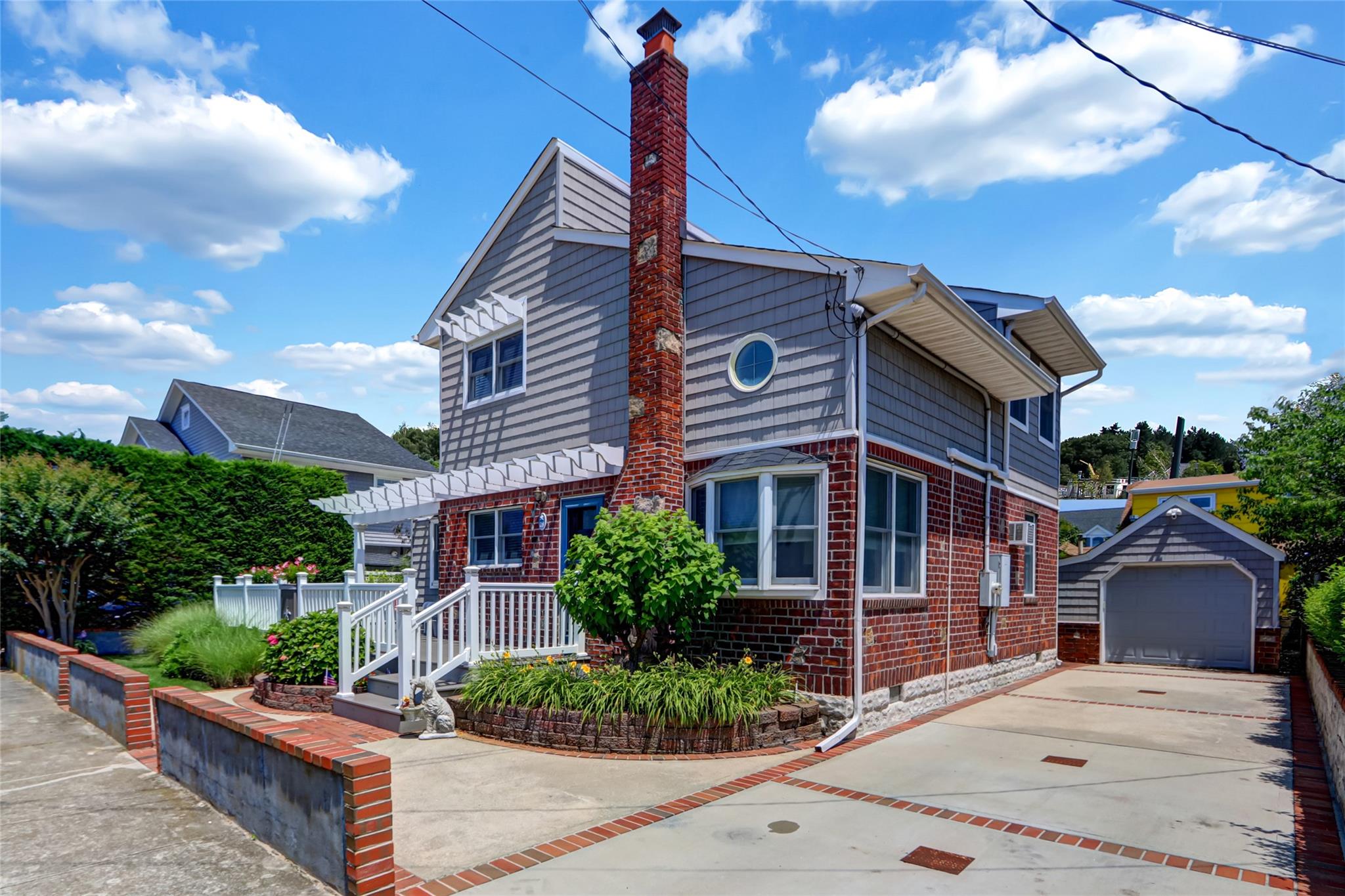 28 Lynbrook Avenue, Point Lookout, NY 11569