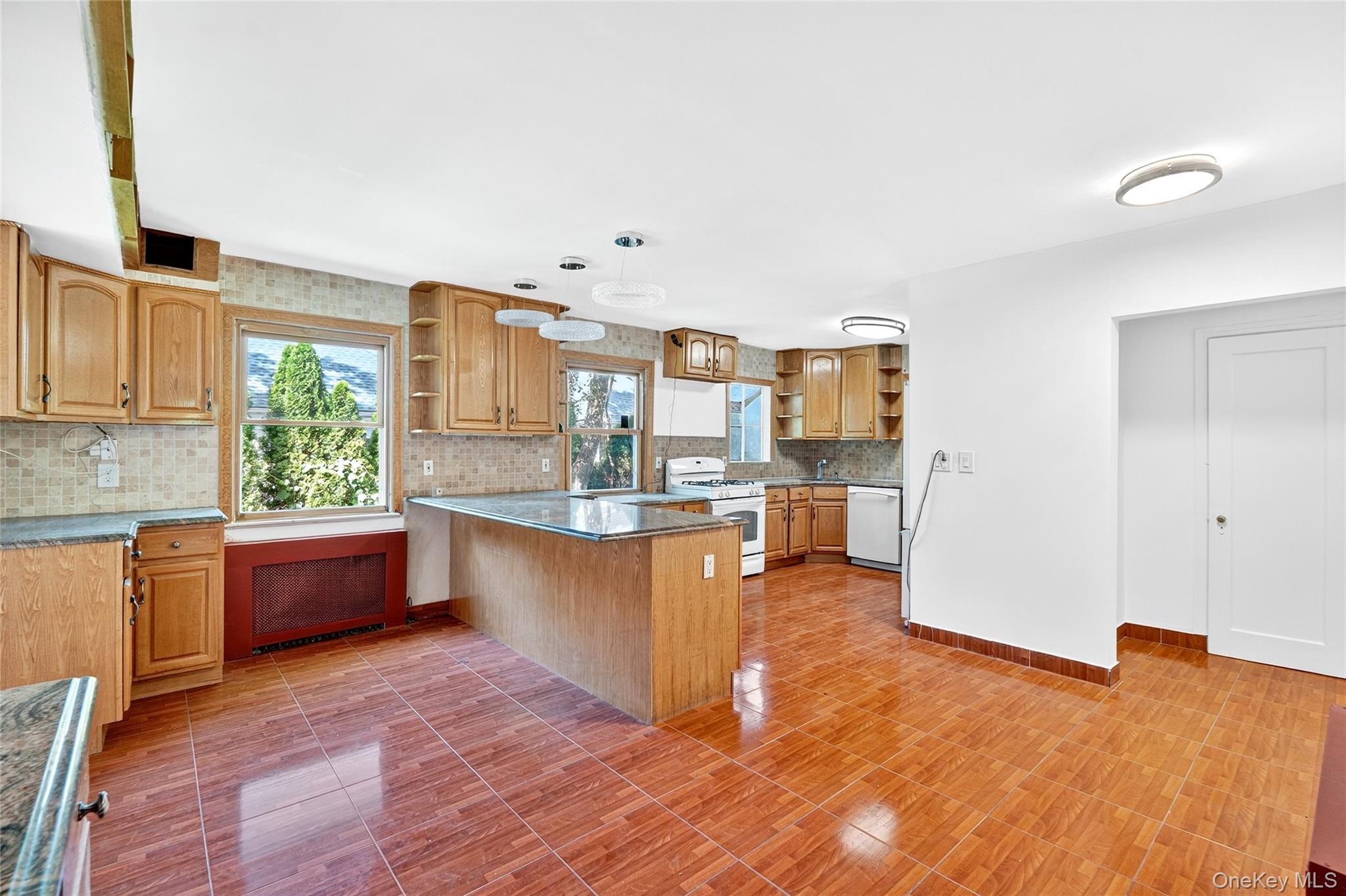 6015 Independence Avenue, Bronx, NY 10471