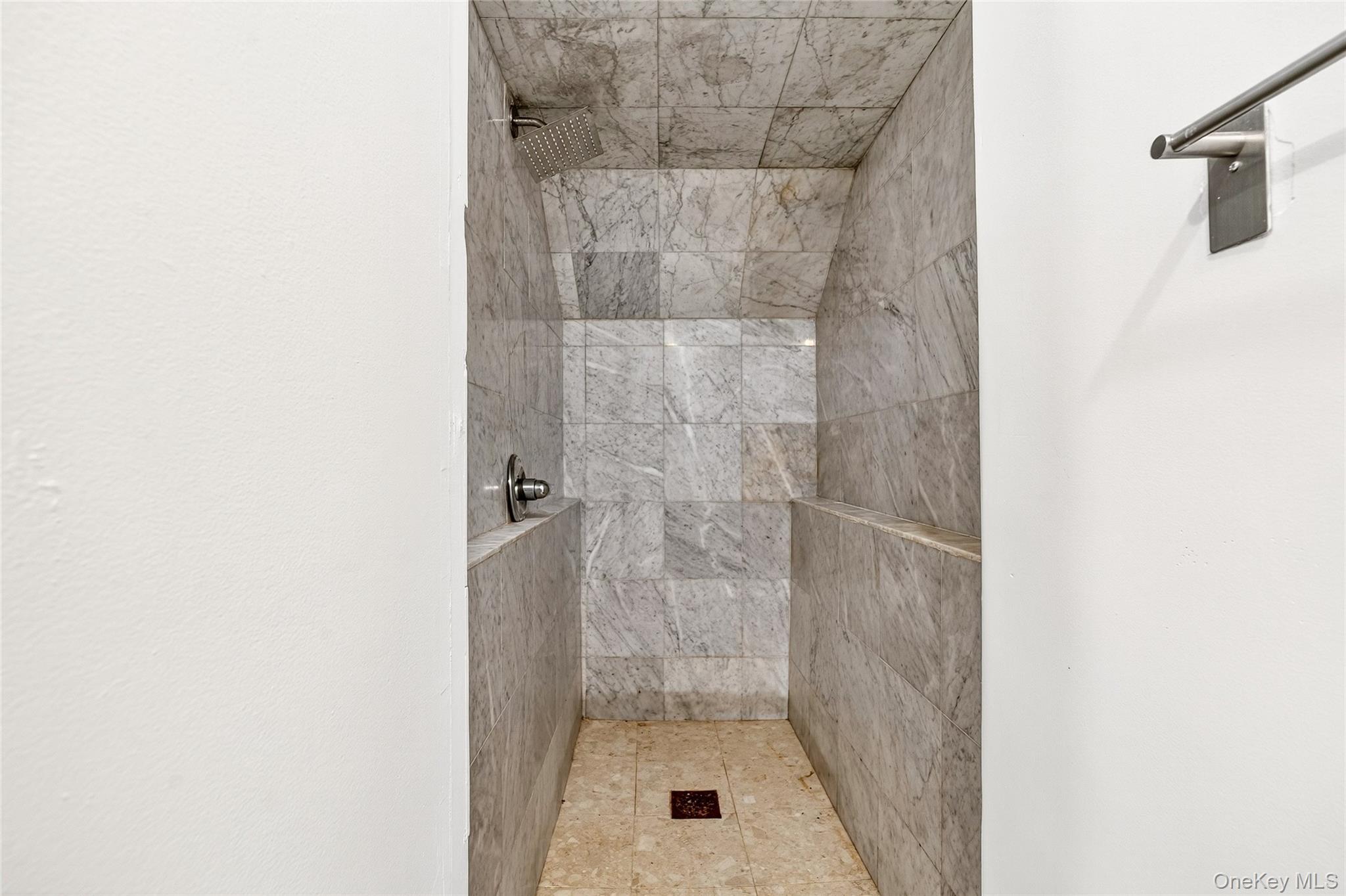 6015 Independence Avenue, Bronx, NY 10471