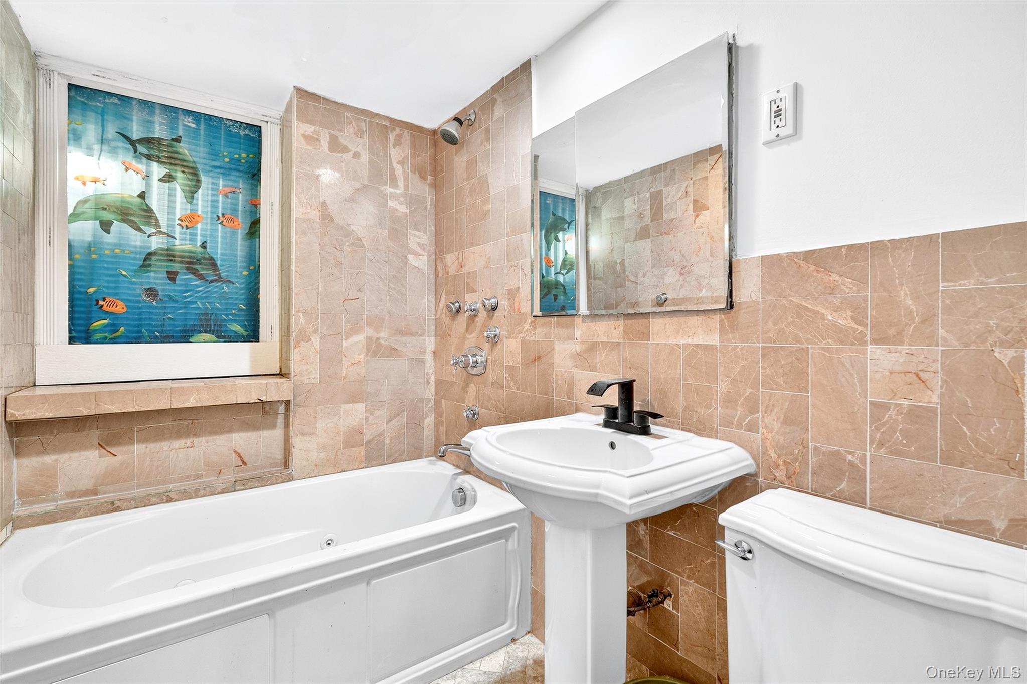 6015 Independence Avenue, Bronx, NY 10471