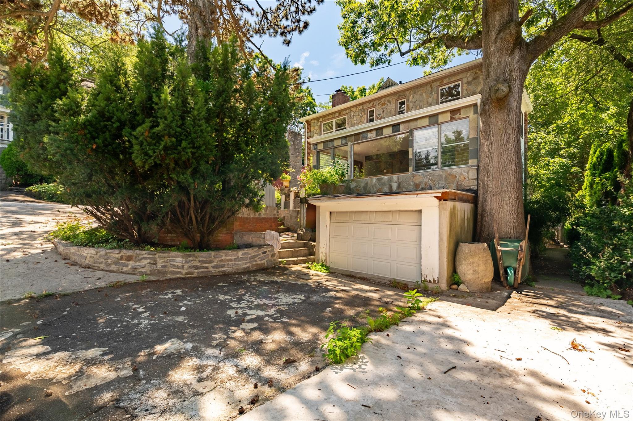 6015 Independence Avenue, Bronx, NY 10471