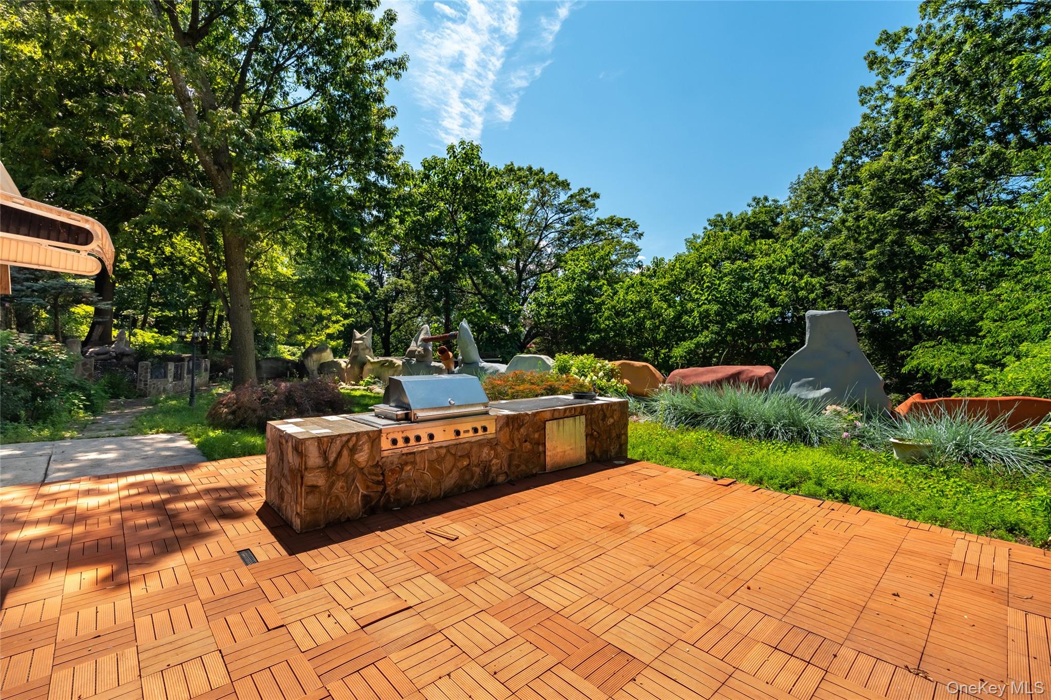 6015 Independence Avenue, Bronx, NY 10471